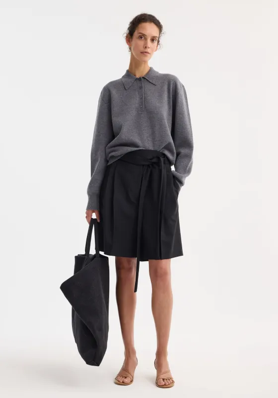 Tailored belted shorts | black made by Rohe