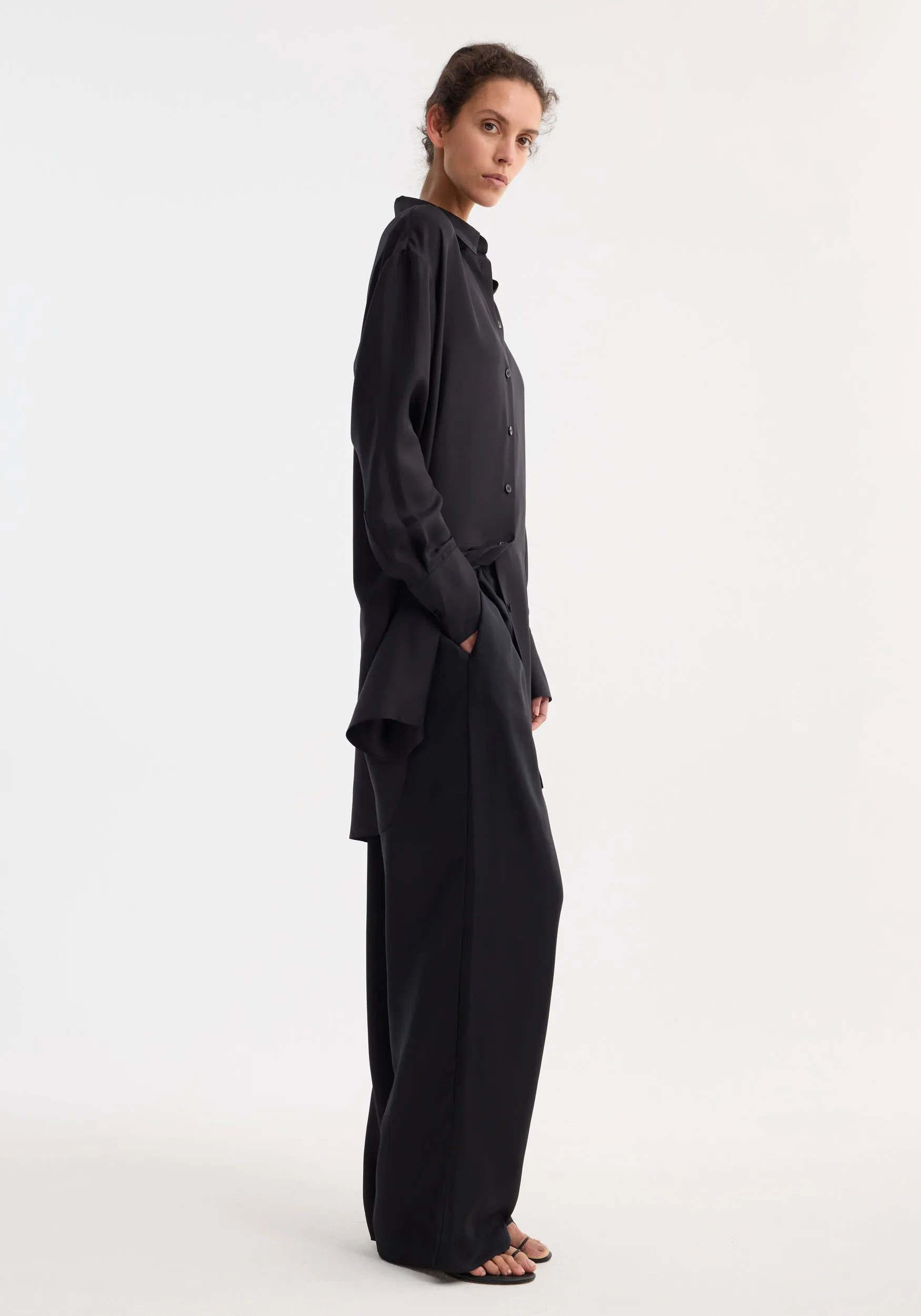Signature elongated silk shirt | black sold by Rohe product image thumbnail 3