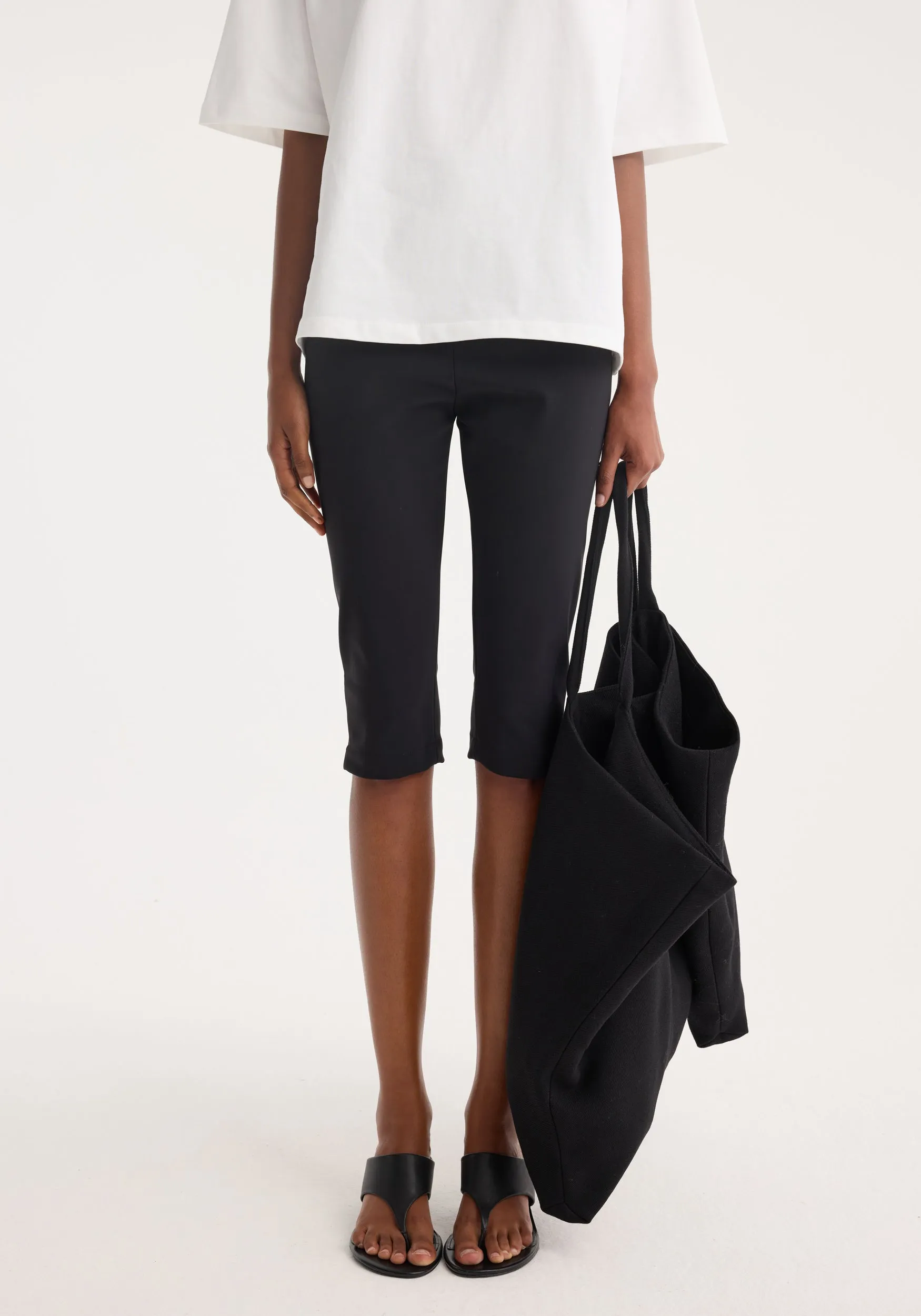 Scuba capri | black sold by Rohe product image thumbnail 3