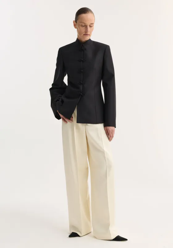 Sculptural pankou closure blazer | black made by Rohe