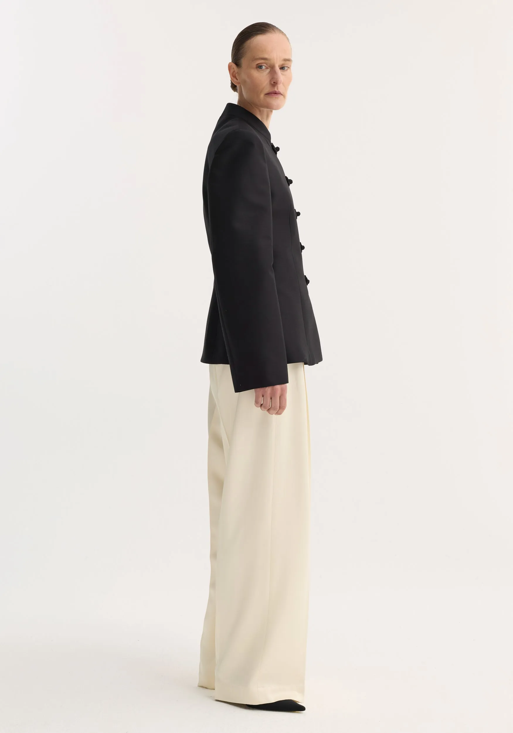 Sculptural pankou closure blazer | black sold by Rohe product image thumbnail 5
