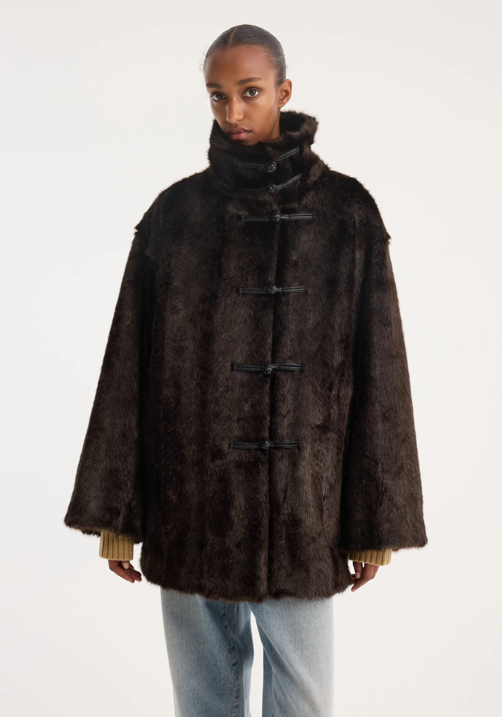 Pankou closure faux fur short coat | dark brown sold by Rohe product image thumbnail 2