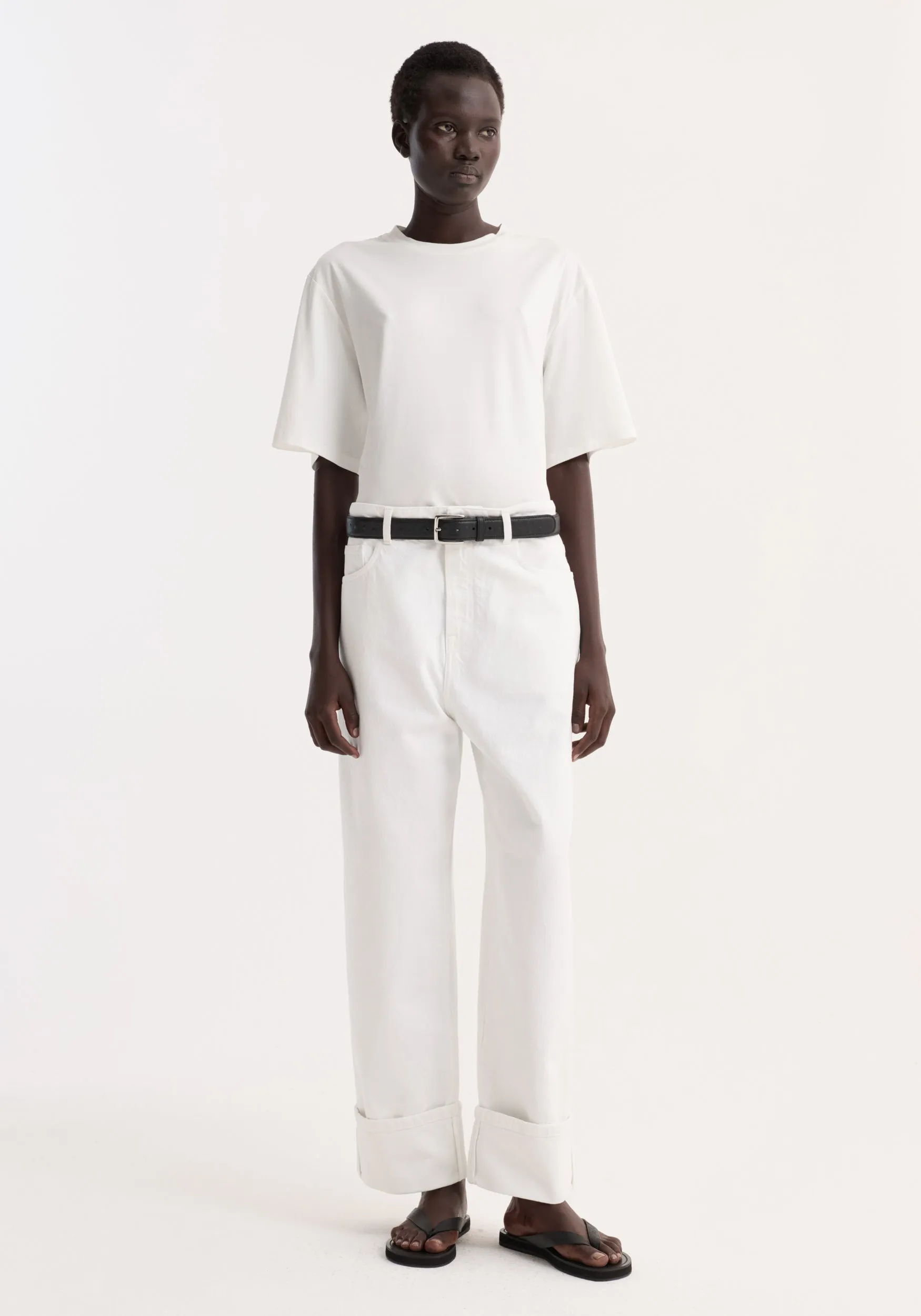 Baggy fit turn-up denim | optic white sold by Rohe