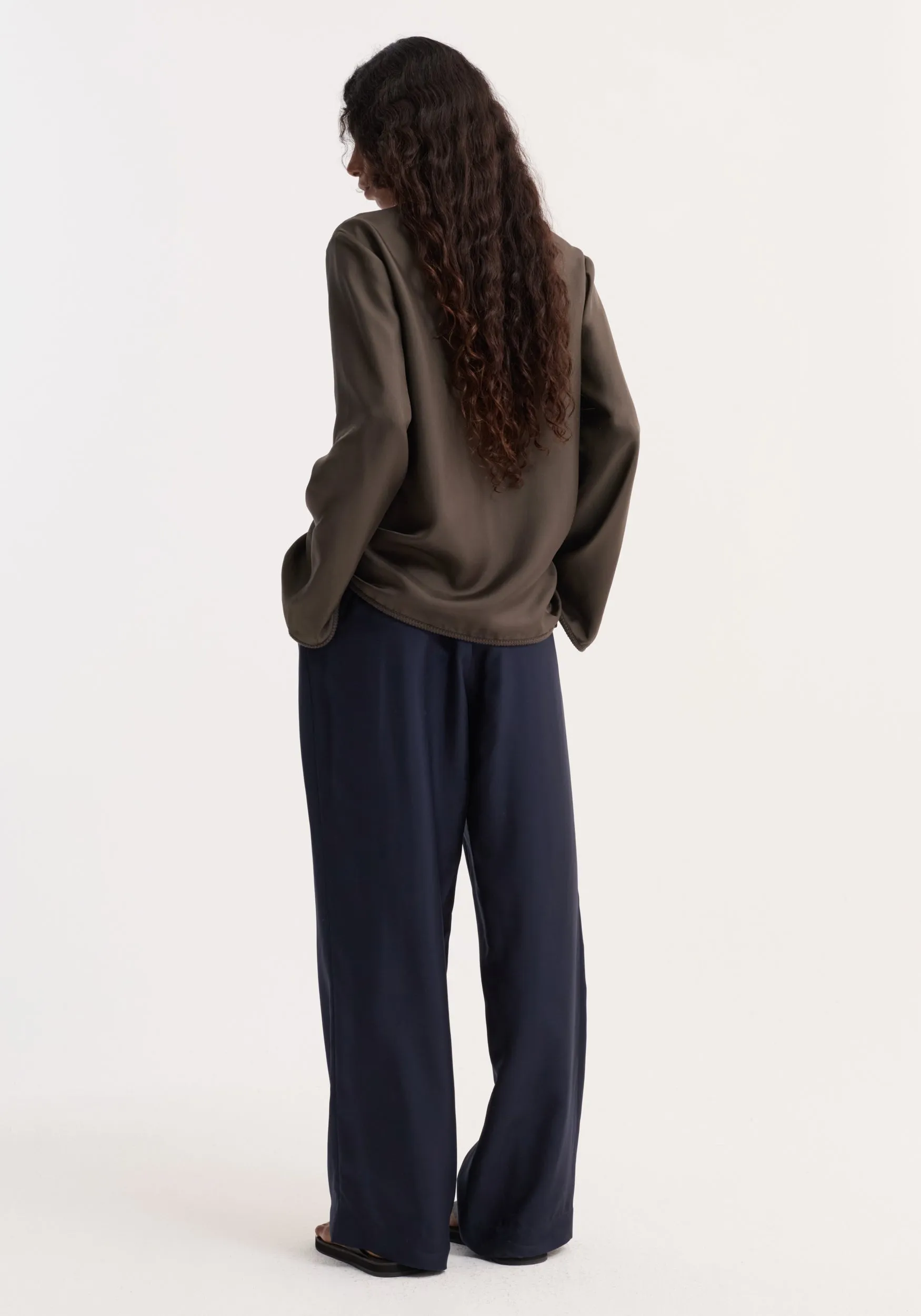 Pankou closure silk top | earth sold by Rohe product image thumbnail 4