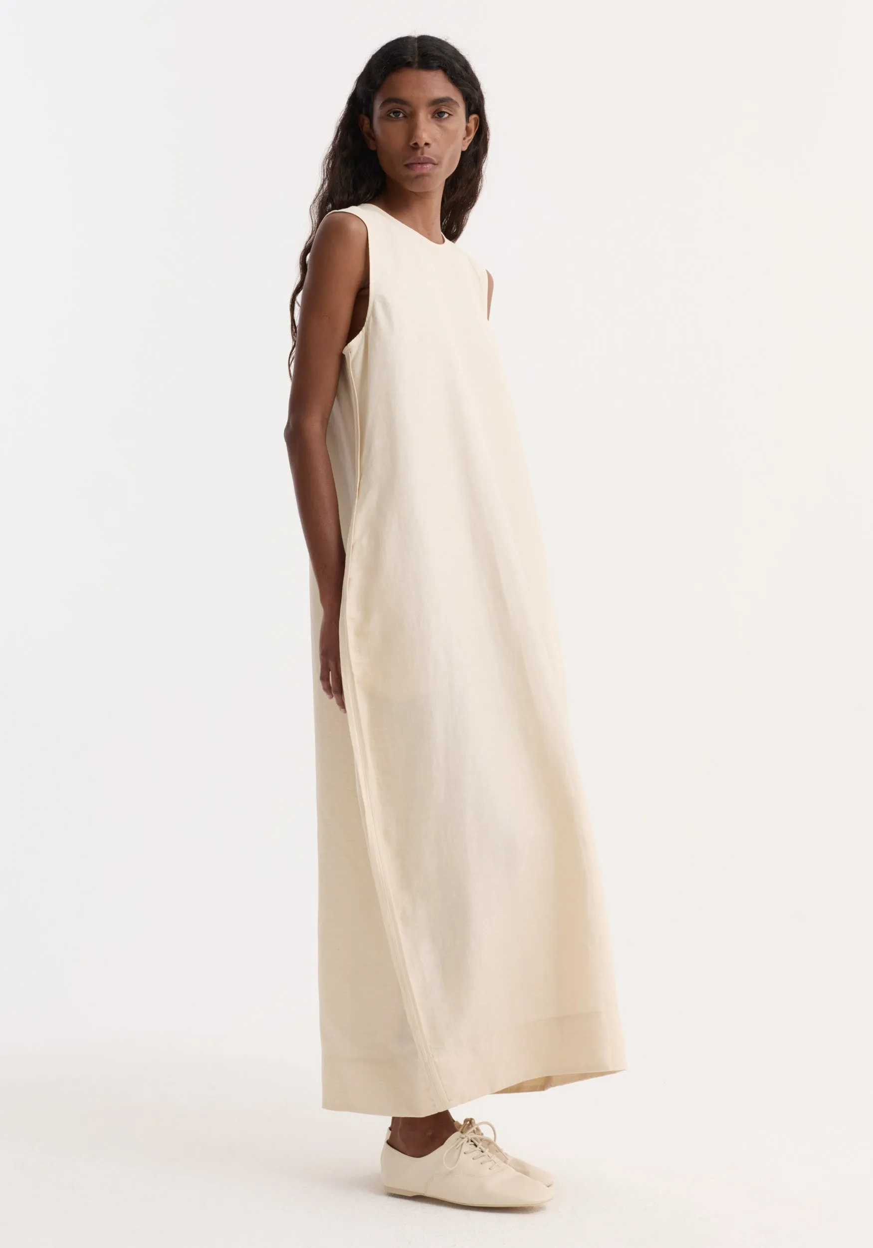 Hourglass linen silk dress | butter sold by Rohe product image thumbnail 4