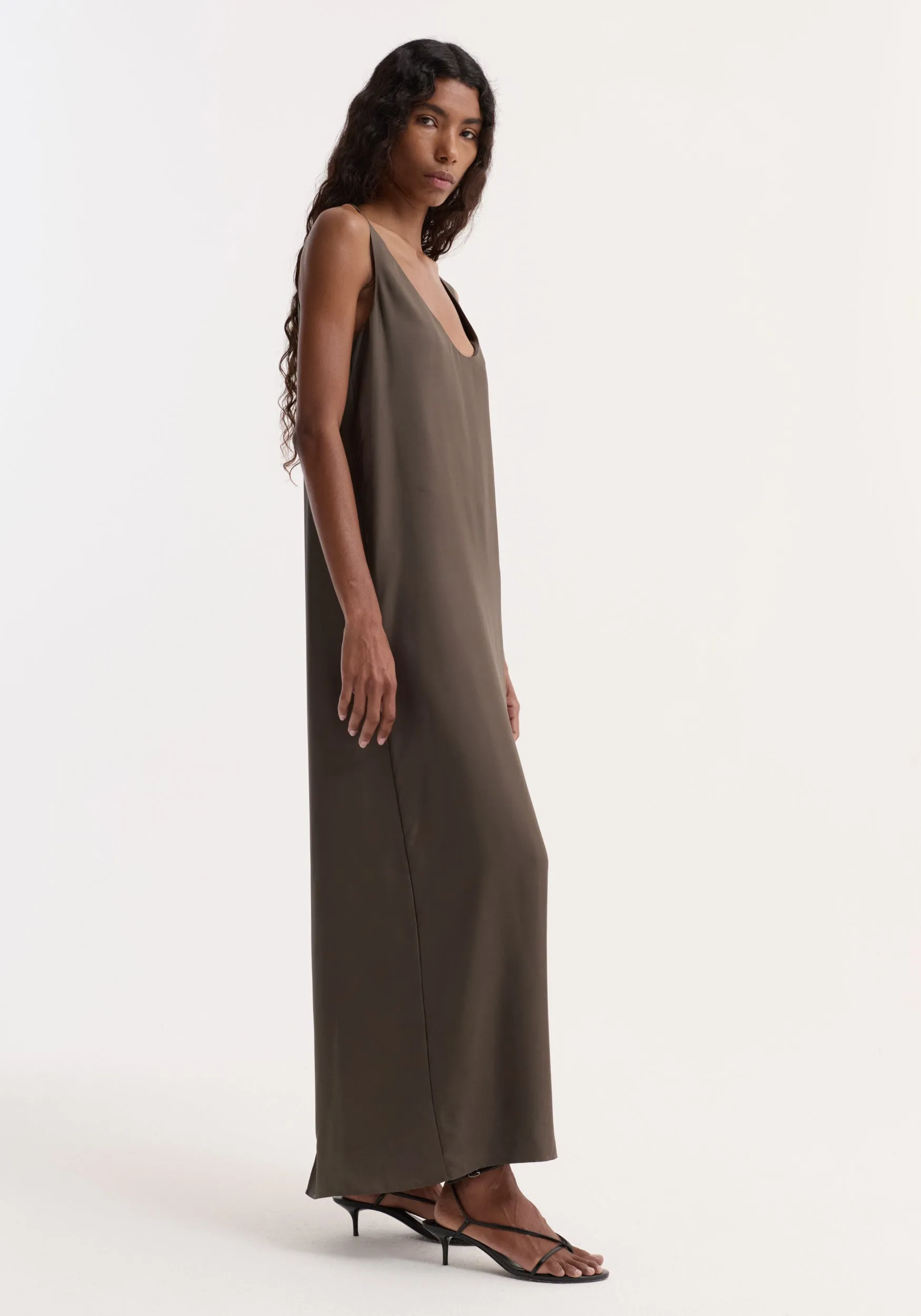 Silk scoop-neck dress | earth sold by Rohe product image thumbnail 4