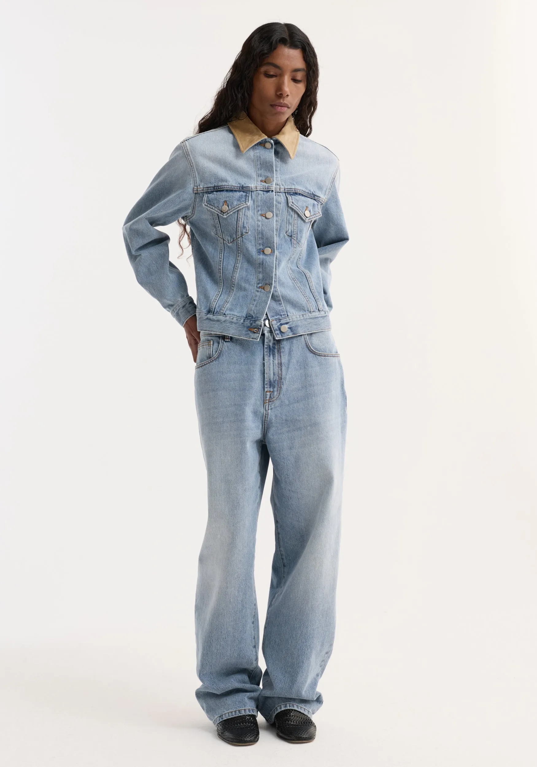 Suede collar fitted denim jacket | classic blue sold by Rohe