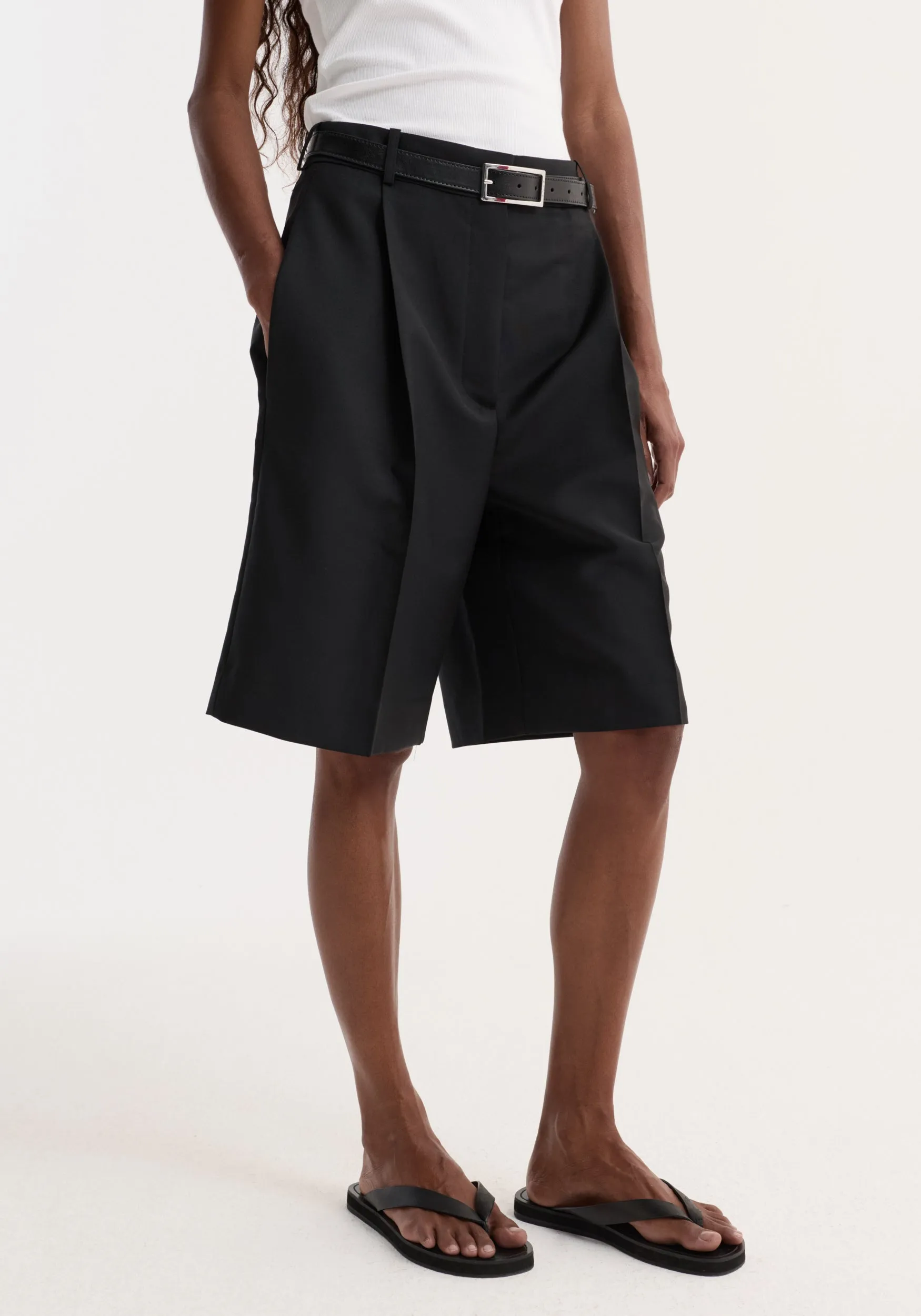 Tailored single pleat shorts | black sold by Rohe product image thumbnail 3