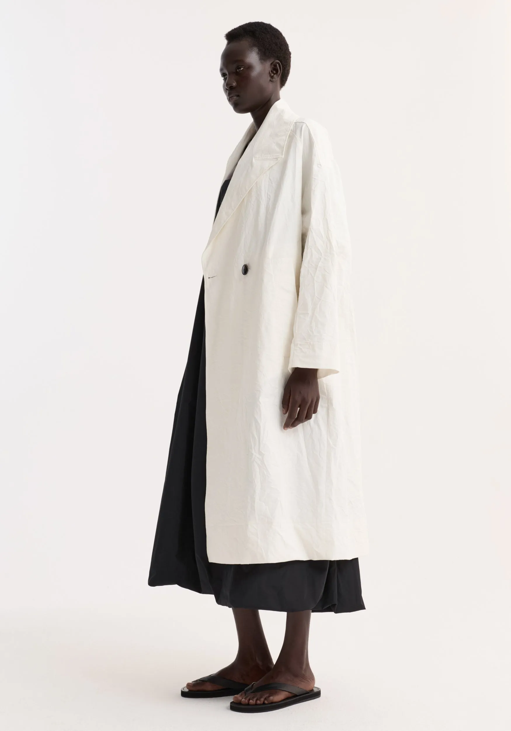 Oversized crushed cotton coat | off white sold by Rohe product image thumbnail 4