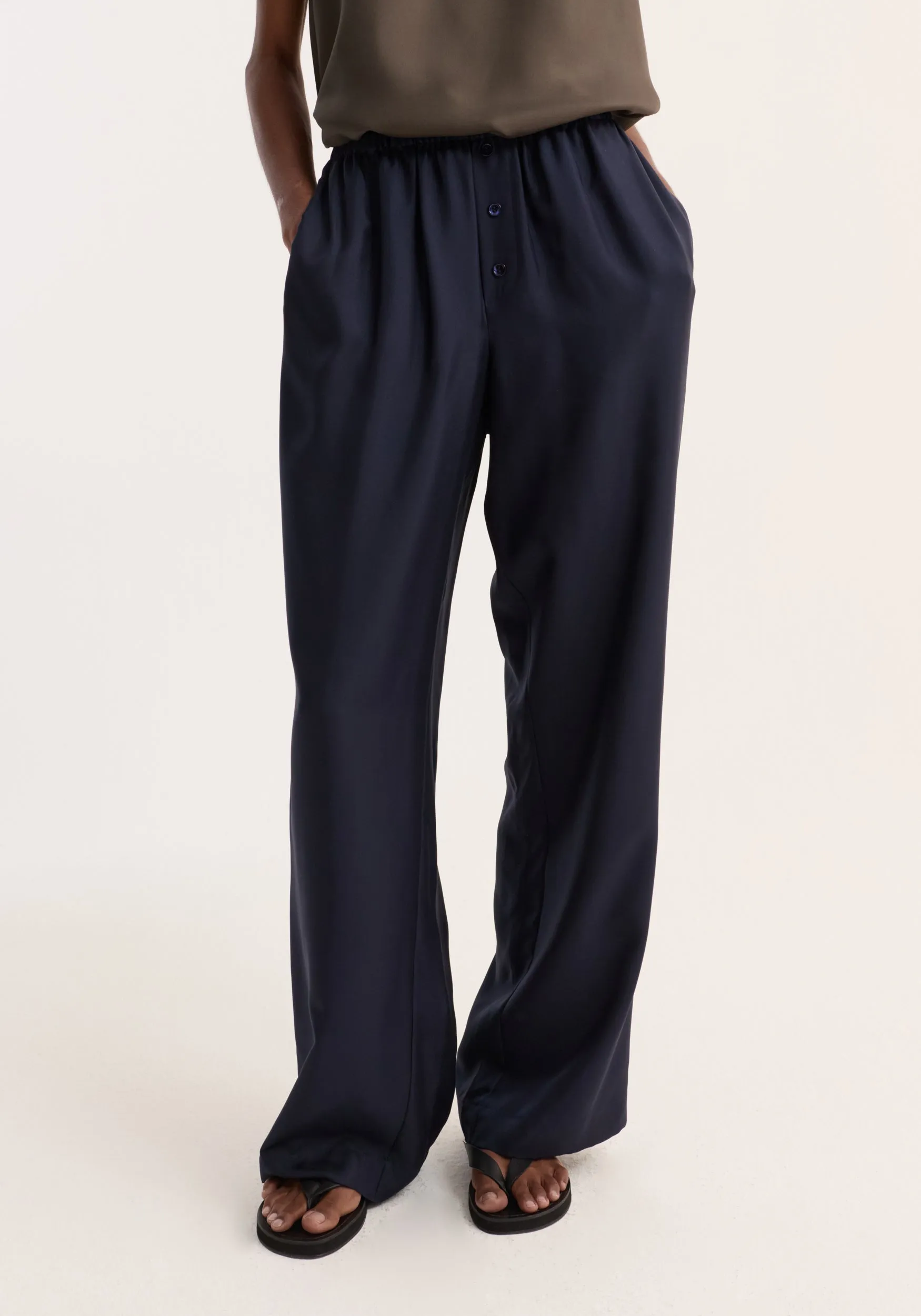 Relaxed silk trousers | night sold by Rohe product image thumbnail 2