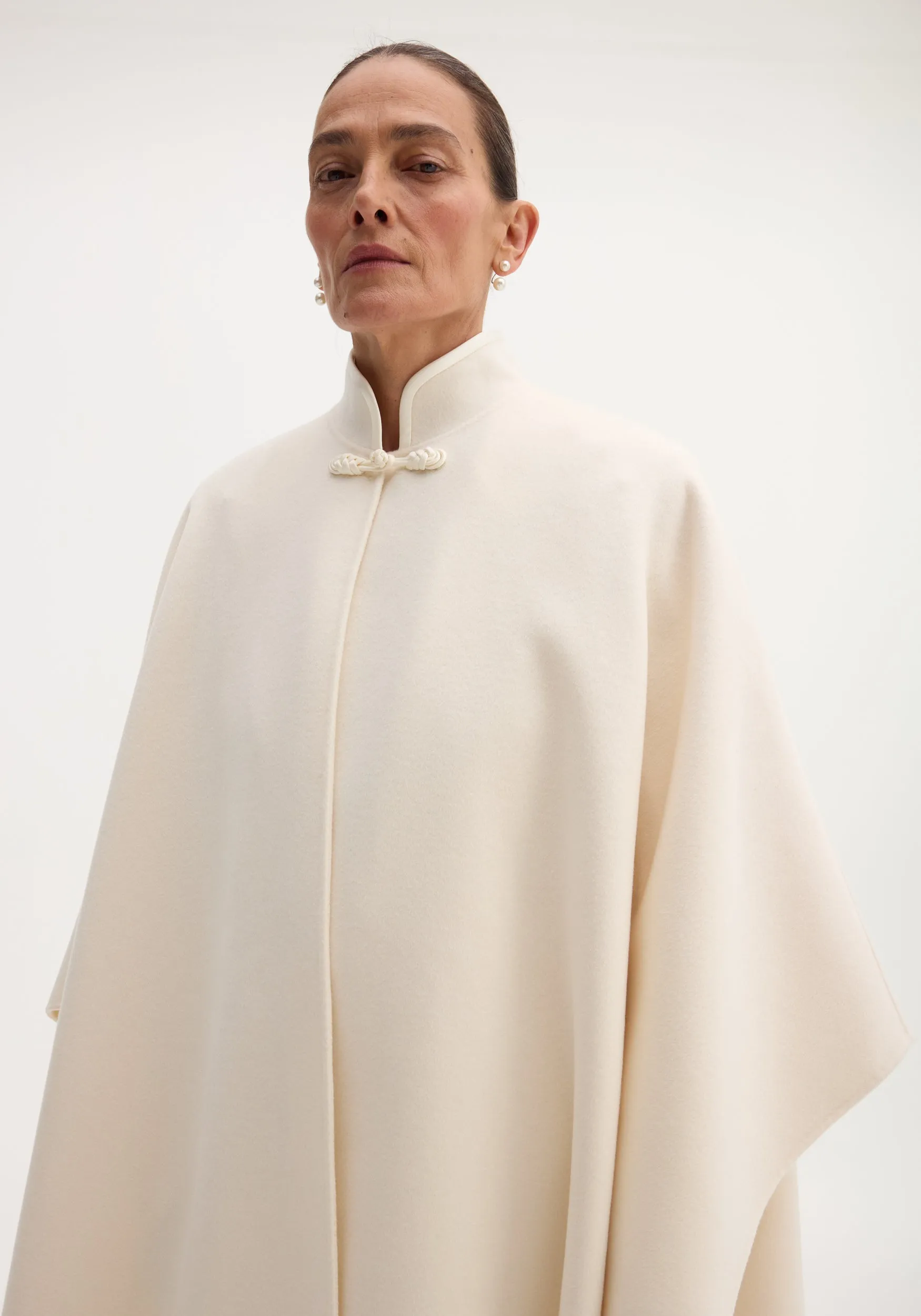 Pankou closure poncho | off white sold by Rohe product image thumbnail 5