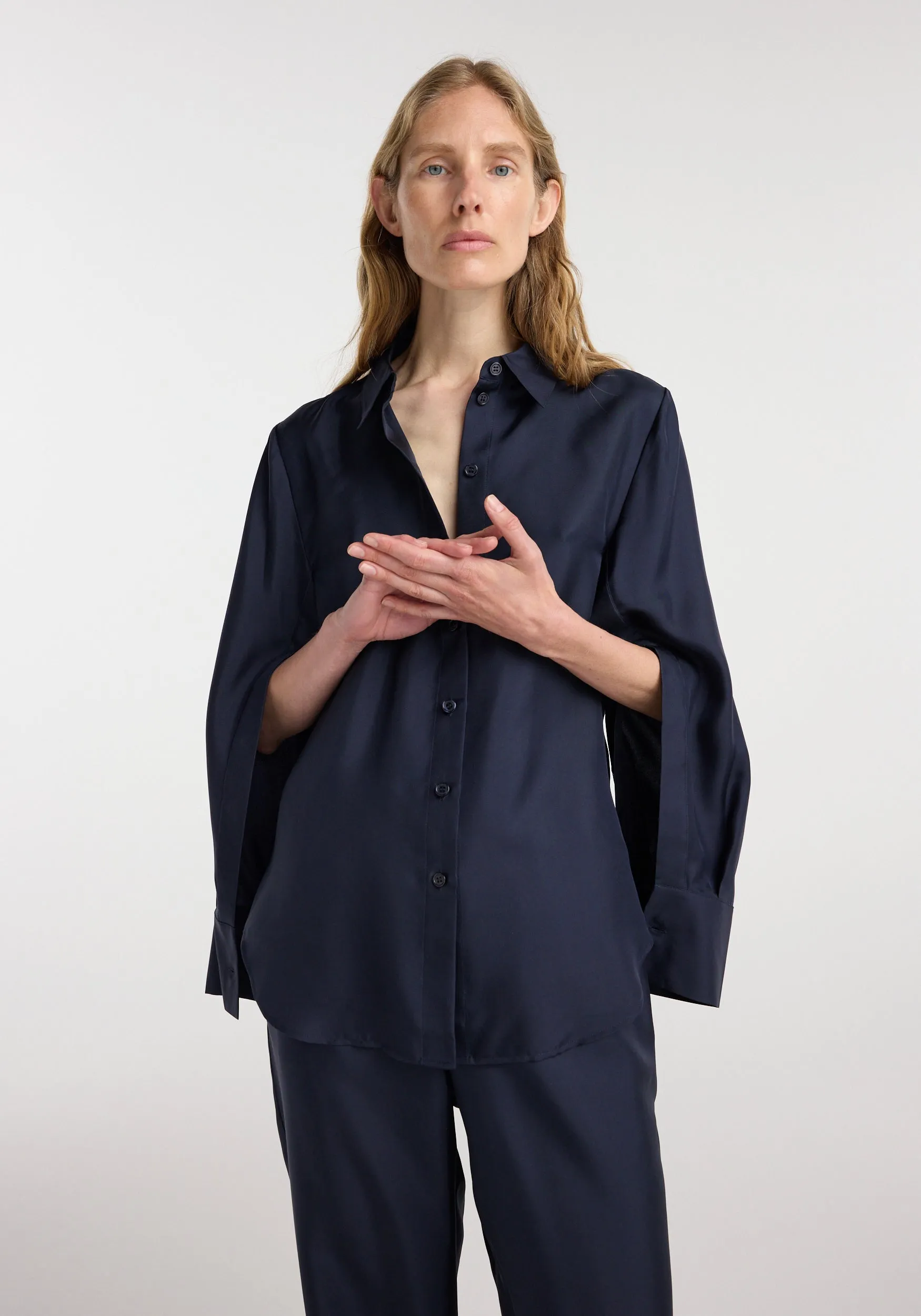 Silk open-sleeve detailed shirt | night sold by Rohe product image thumbnail 5