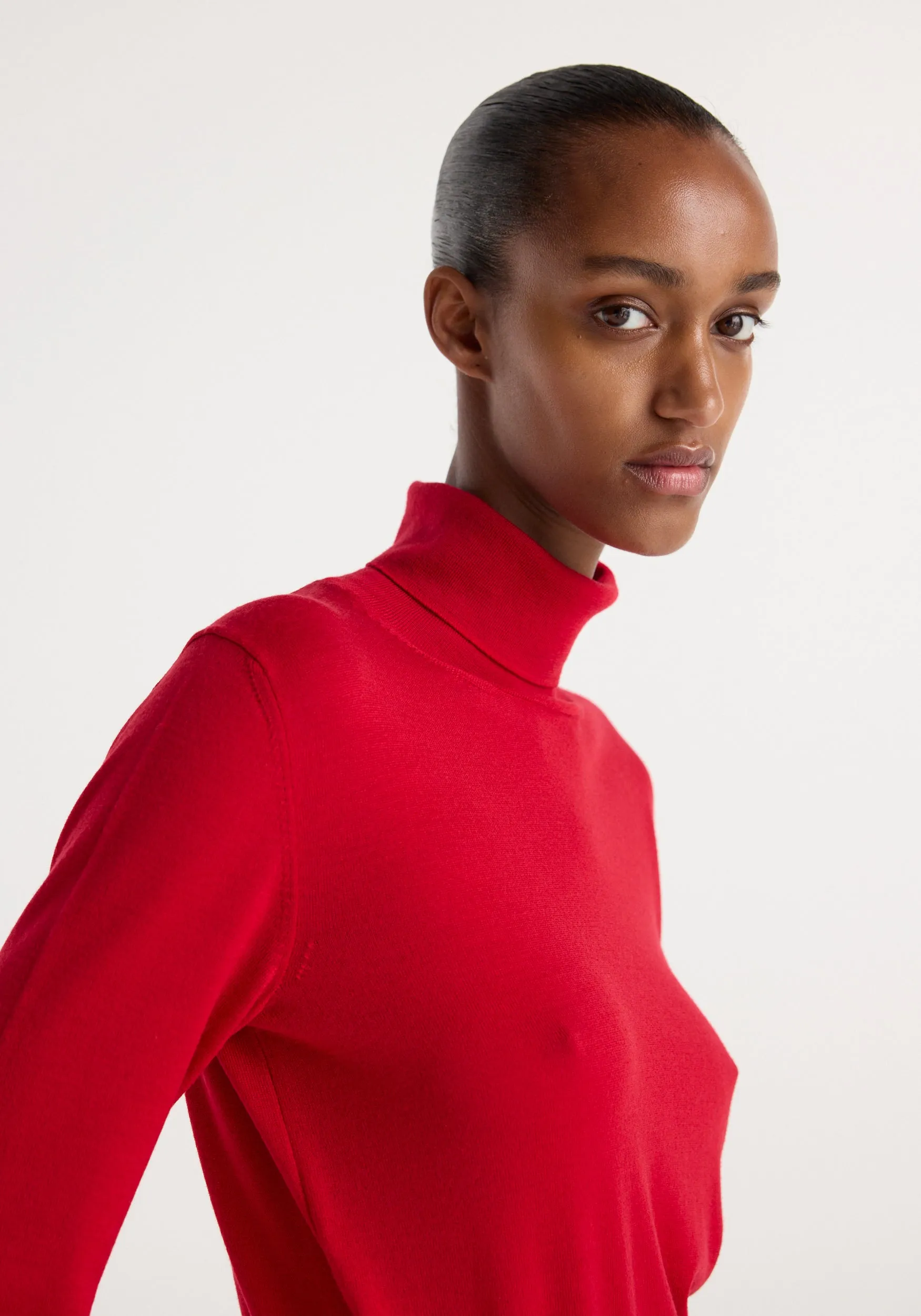 Fine-knit wool cashmere turtleneck | red sold by Rohe product image thumbnail 3