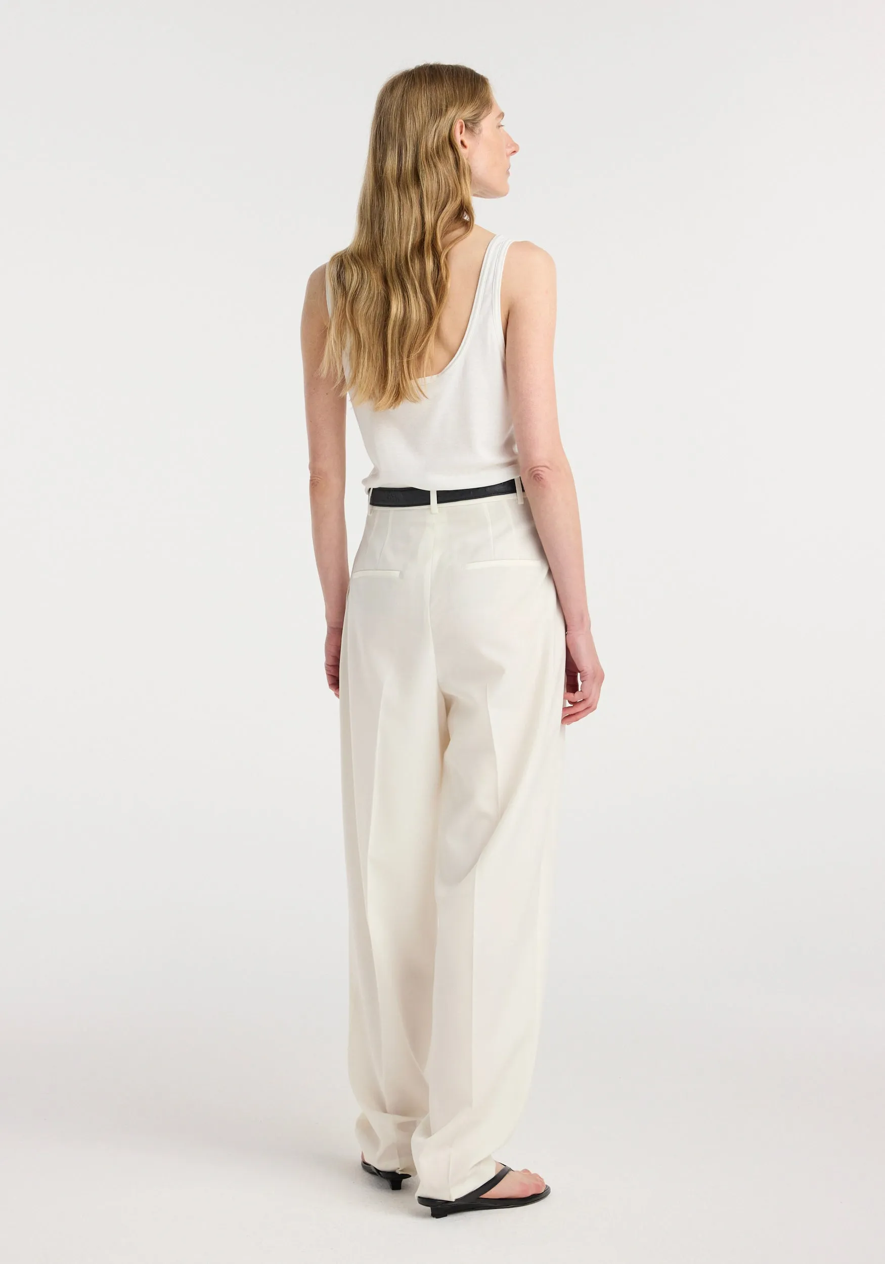 Daria - Single pleat tapered trousers | off white sold by Rohe product image thumbnail 4