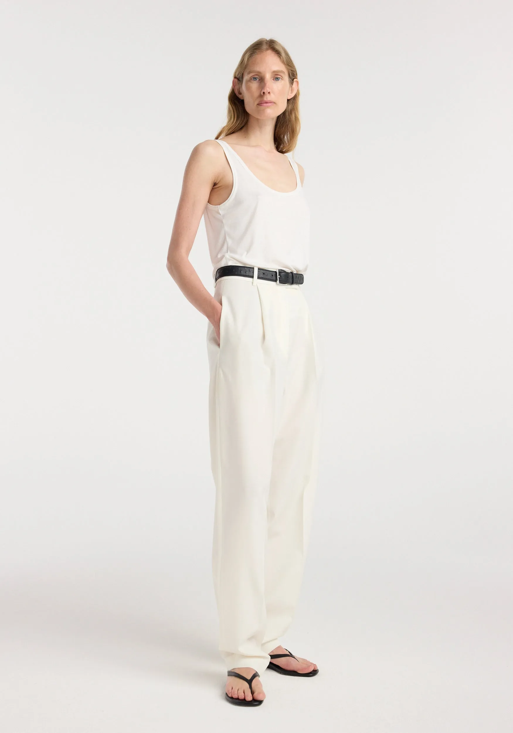 Daria - Single pleat tapered trousers | off white sold by Rohe product image thumbnail 3