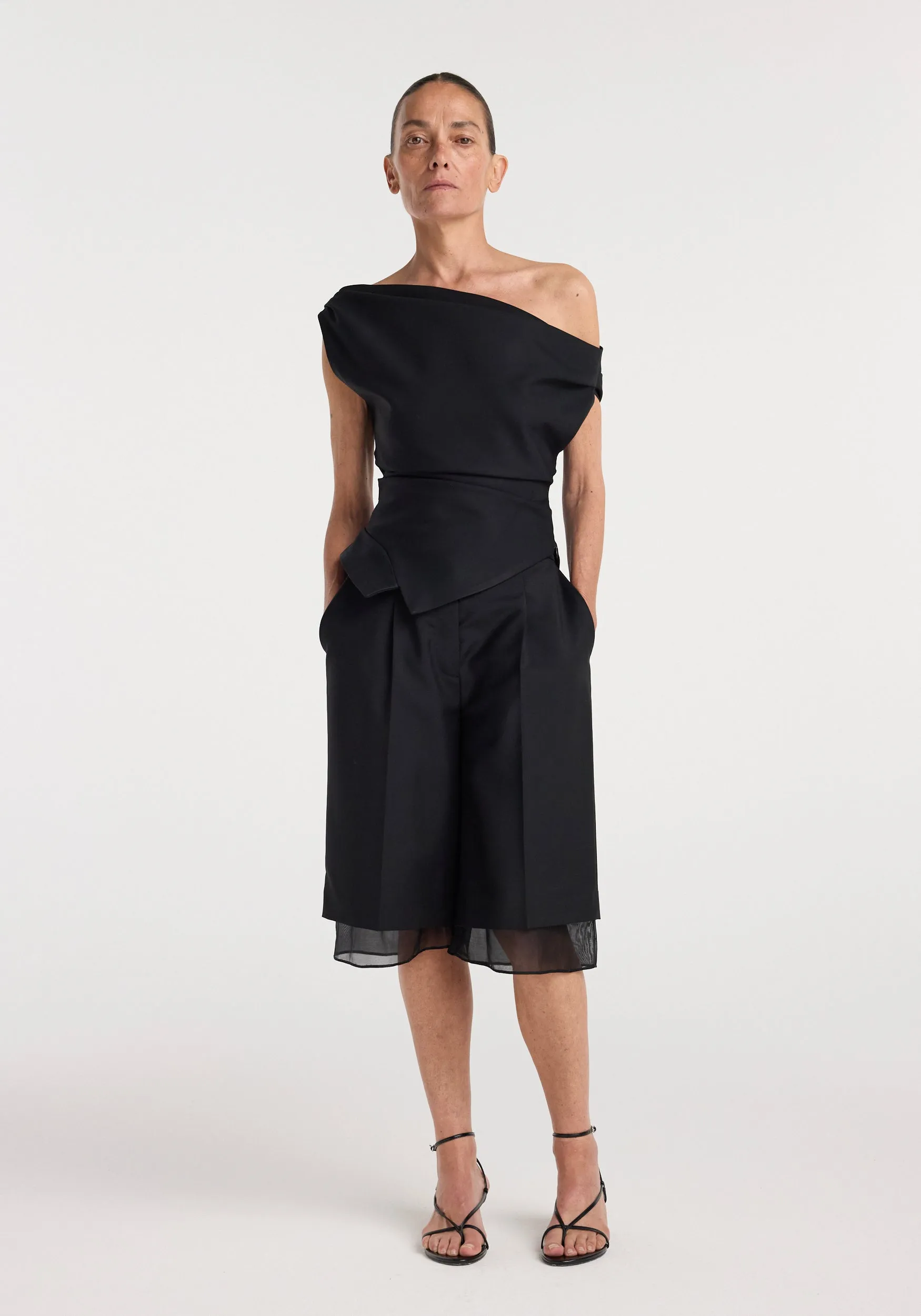 Off shoulder lapel top | black sold by Rohe