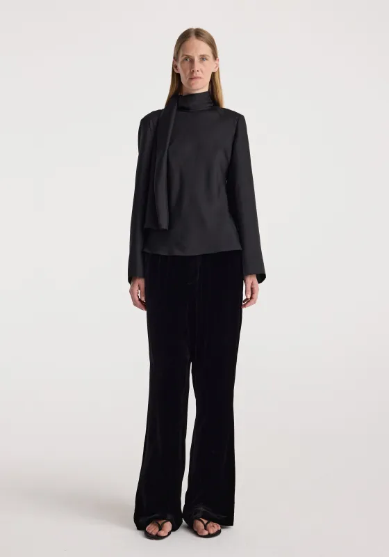 Velvet relaxed trousers | black made by Rohe