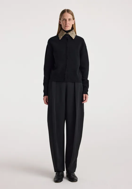 Cheetah collar cardigan | black made by Rohe