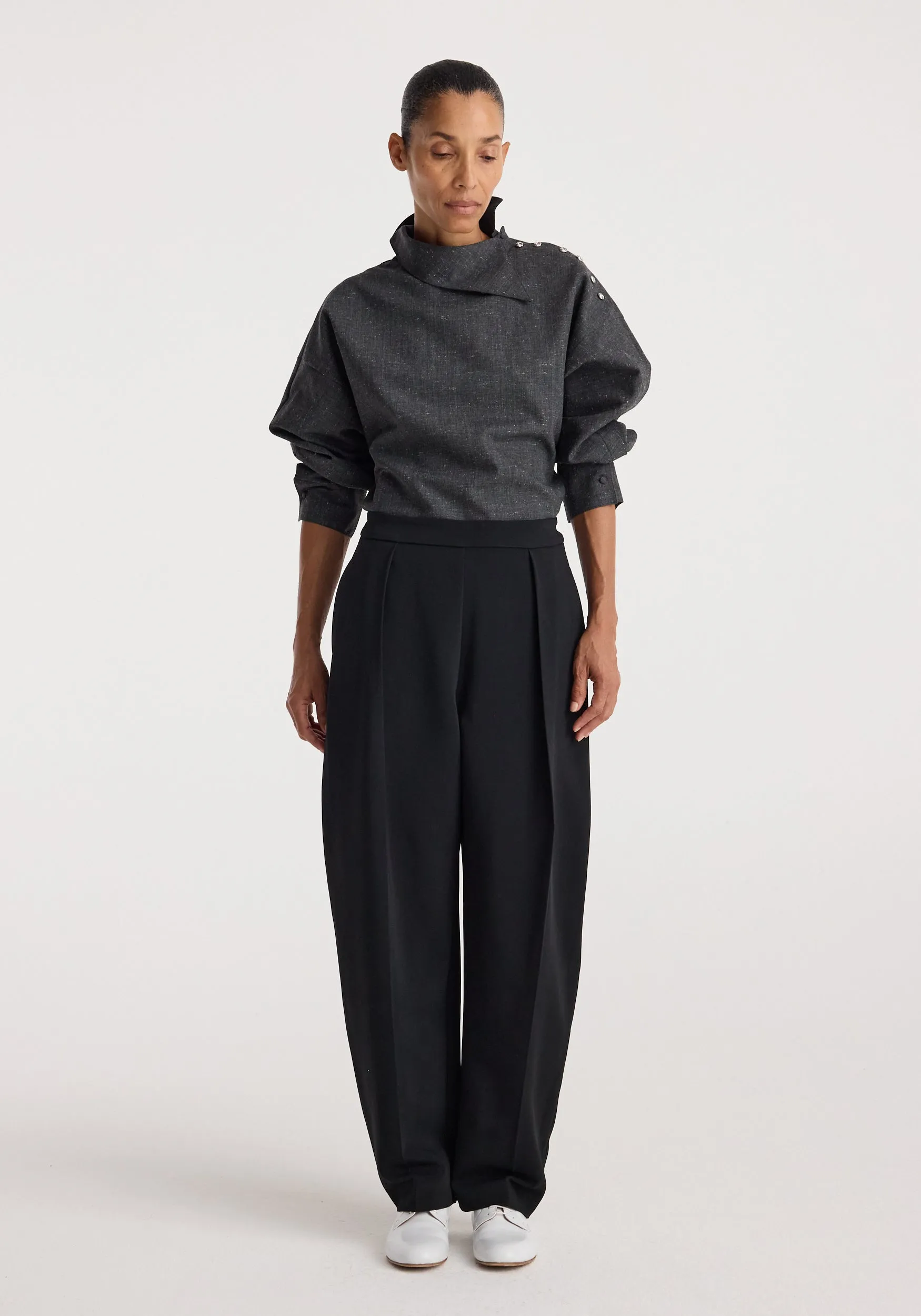 Reimagined collar top | grey slub sold by Rohe