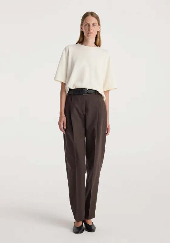 Daria - Single pleat straight leg trousers | dark brown made by Rohe