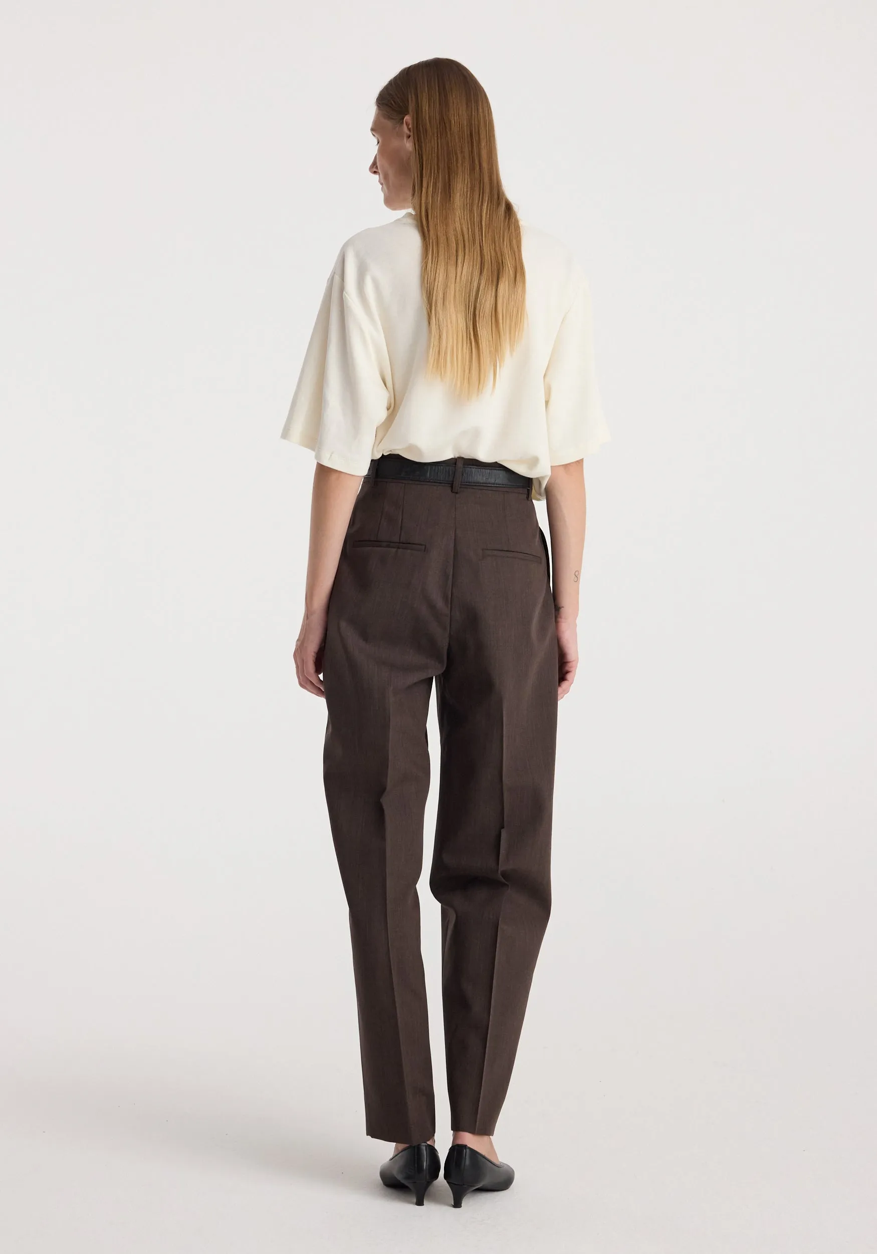 Daria - Single pleat straight leg trousers | dark brown sold by Rohe product image thumbnail 4