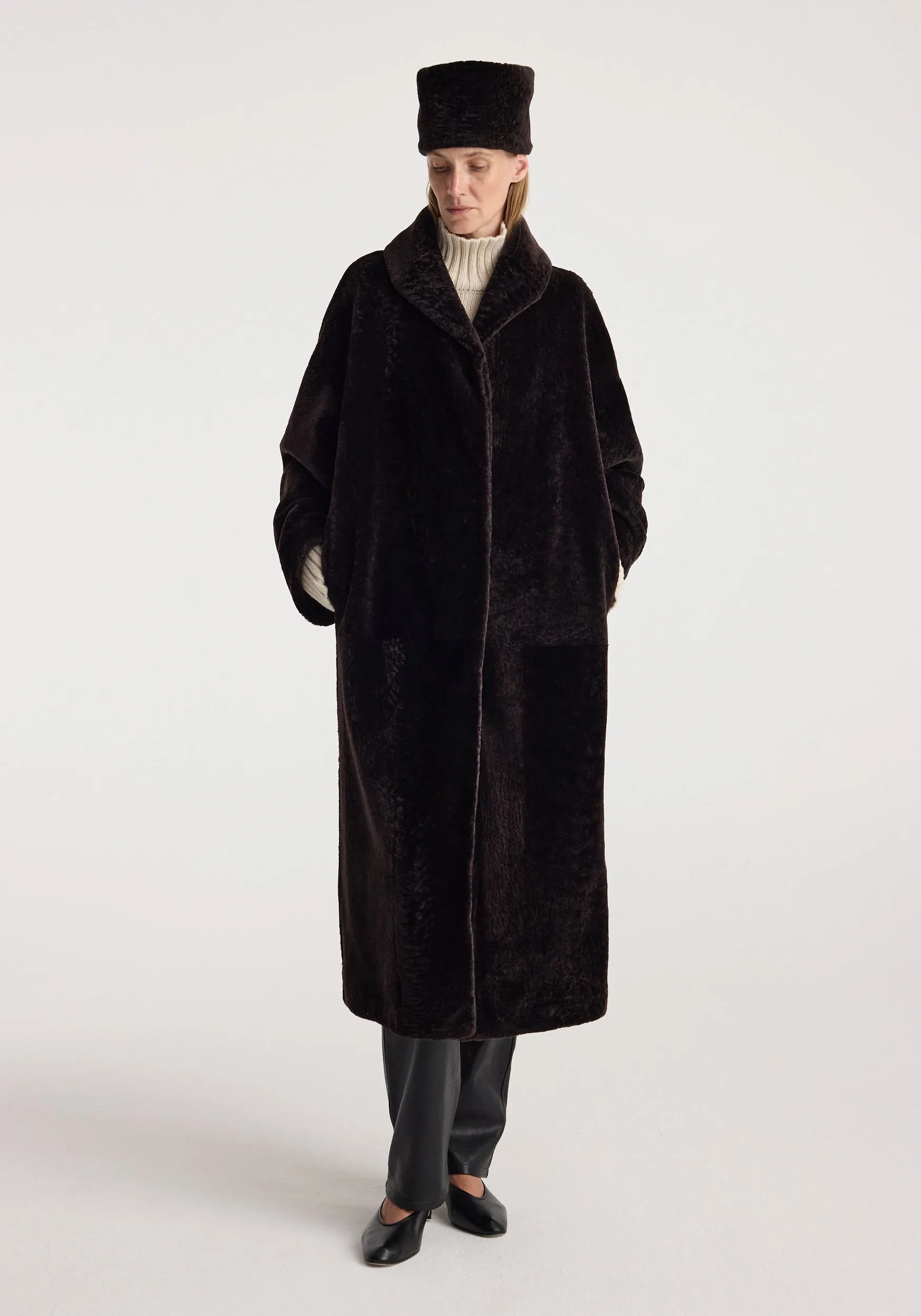 Shearling hat | dark chocolate sold by Rohe product image thumbnail 2