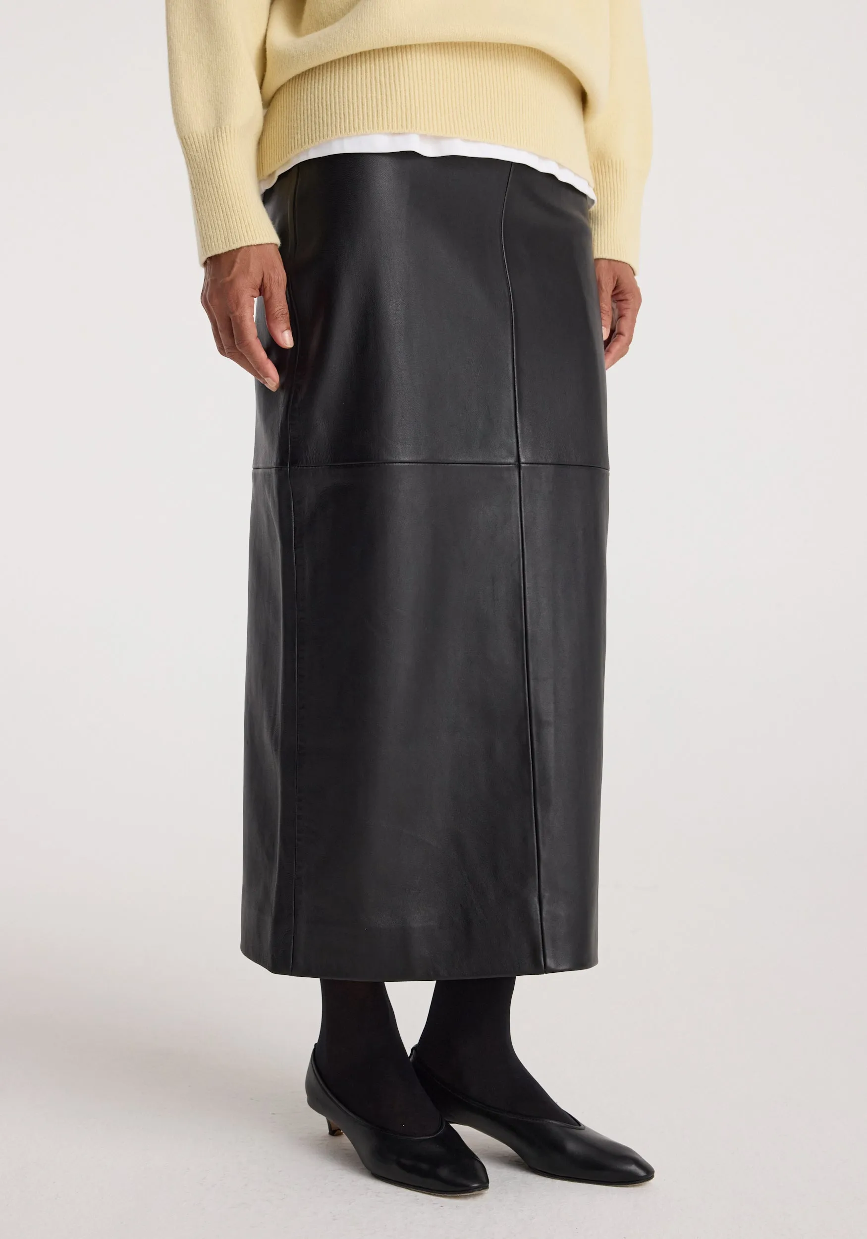 Elongated leather skirt | black sold by Rohe product image thumbnail 2
