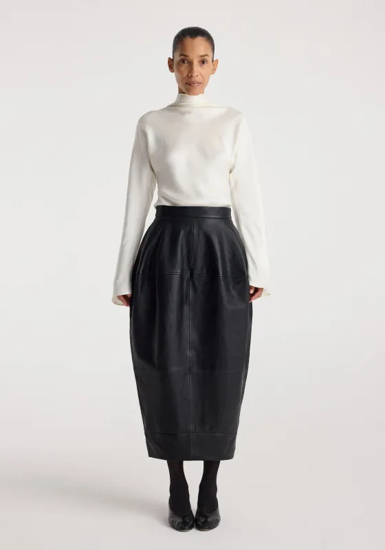 Sculptural leather skirt | black made by Rohe