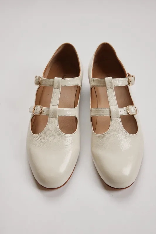 ALFIE FLAT | CREAM RICHATO made by Caron Callahan