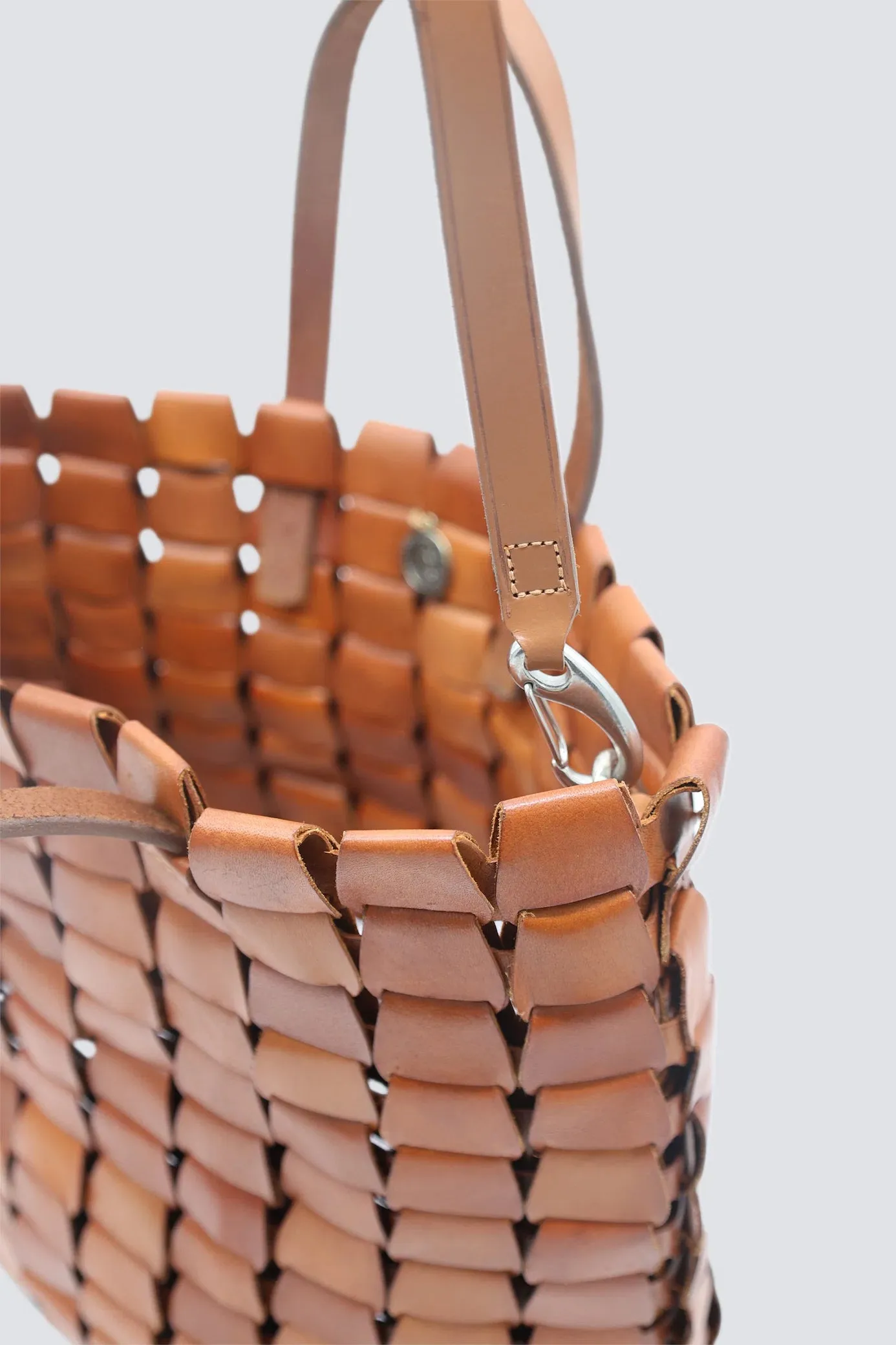 Link Tote Tan sold by Dragon Diffusion product image thumbnail 5