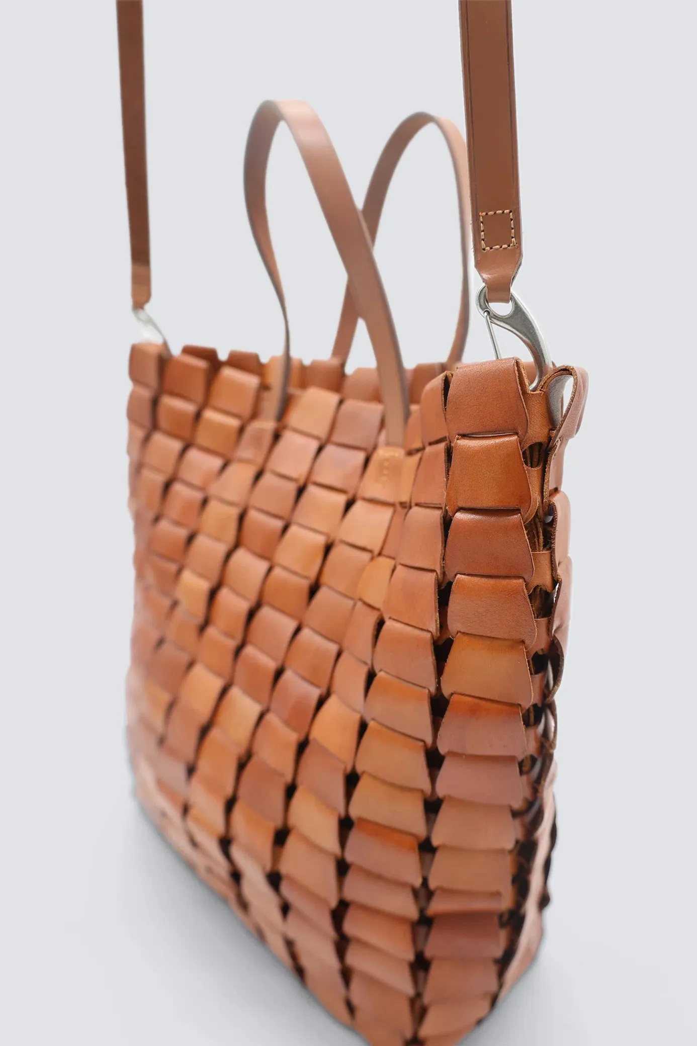Link Tote Tan sold by Dragon Diffusion product image thumbnail 3