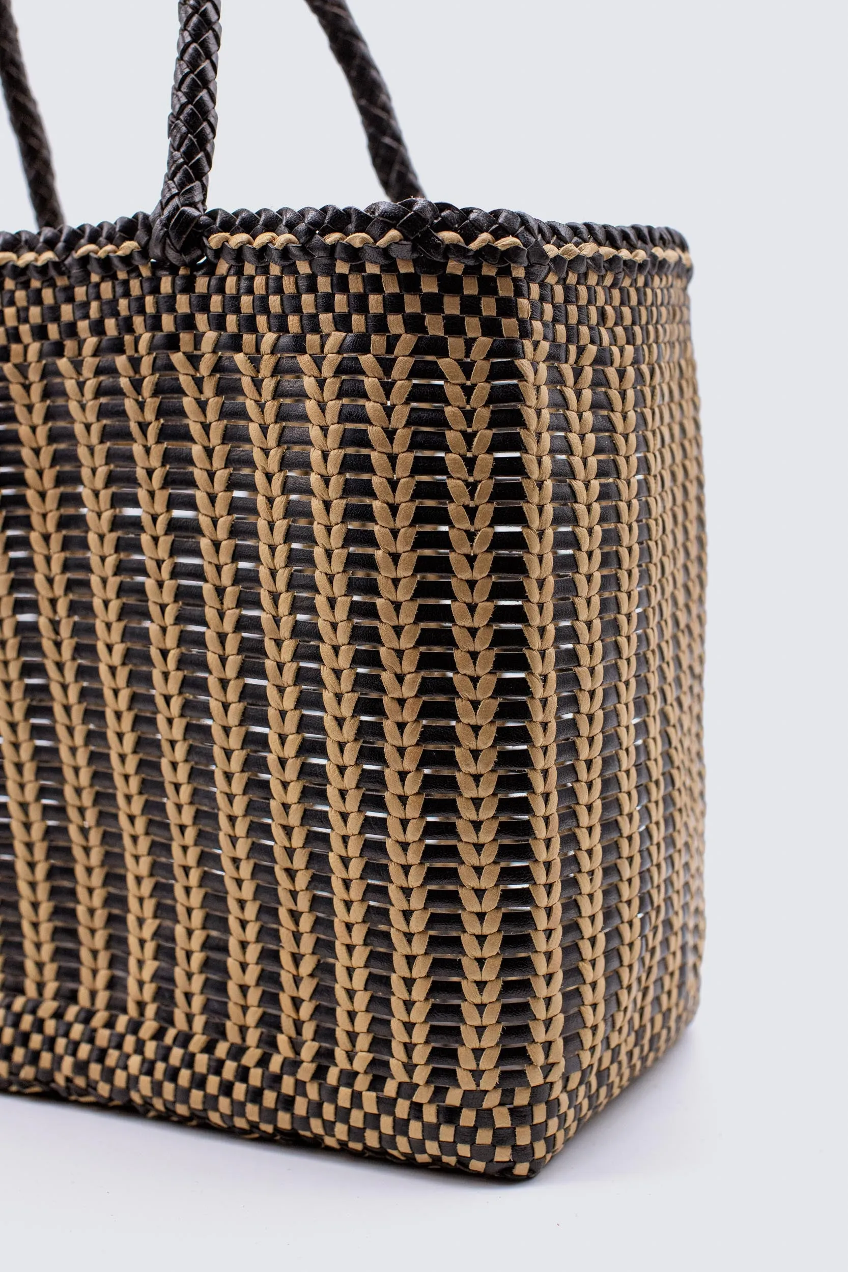 Bali Big Black/Paper sold by Dragon Diffusion product image thumbnail 5