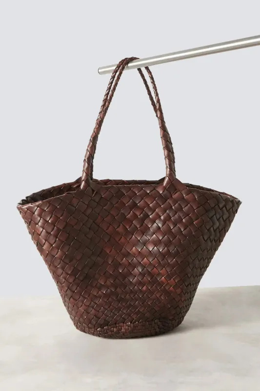 Egola Dark Brown made by Dragon Diffusion