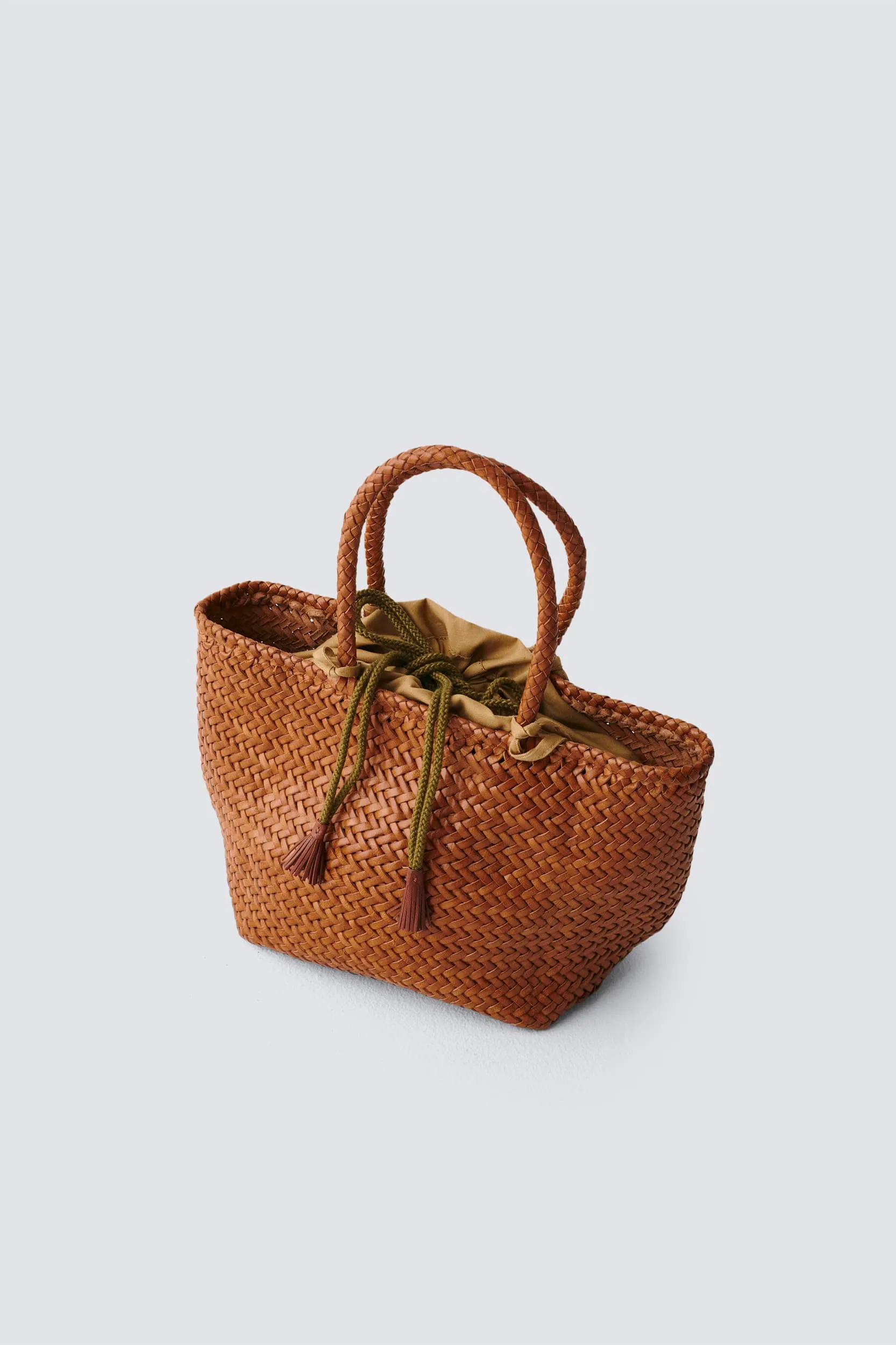Grace Basket Small Tan sold by Dragon Diffusion product image thumbnail 5