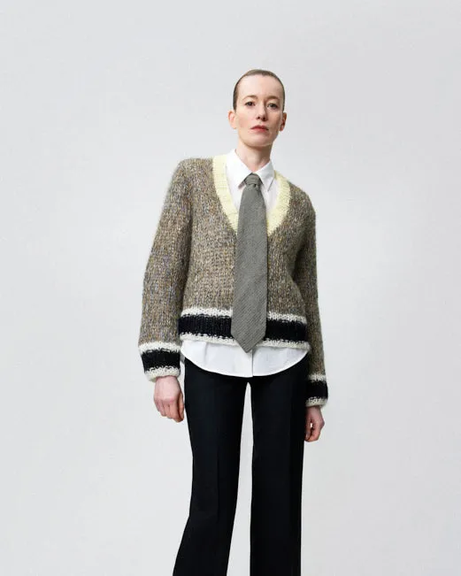 Sale | Mohair Slim V-Neck Pullover sold by Maiami product image thumbnail 2