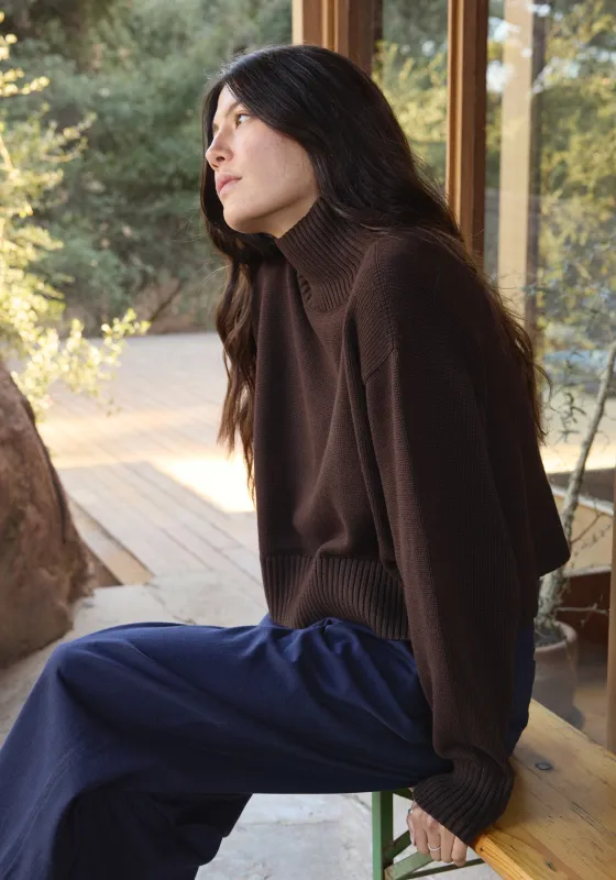 Crop Turtleneck Walnut made by First Rite