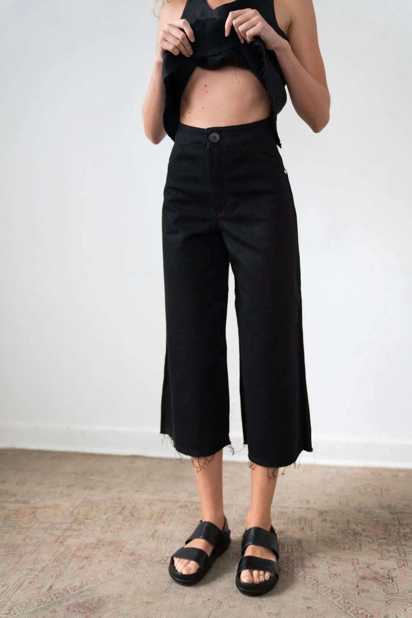 AKU Pant sold by Zii Ropa product image thumbnail 3