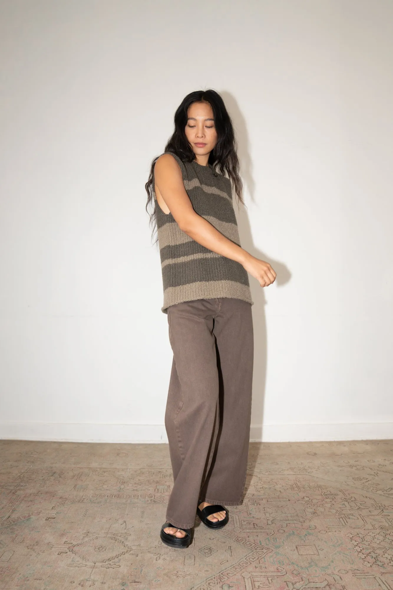 RHODE Vest sold by Zii Ropa product image thumbnail 4