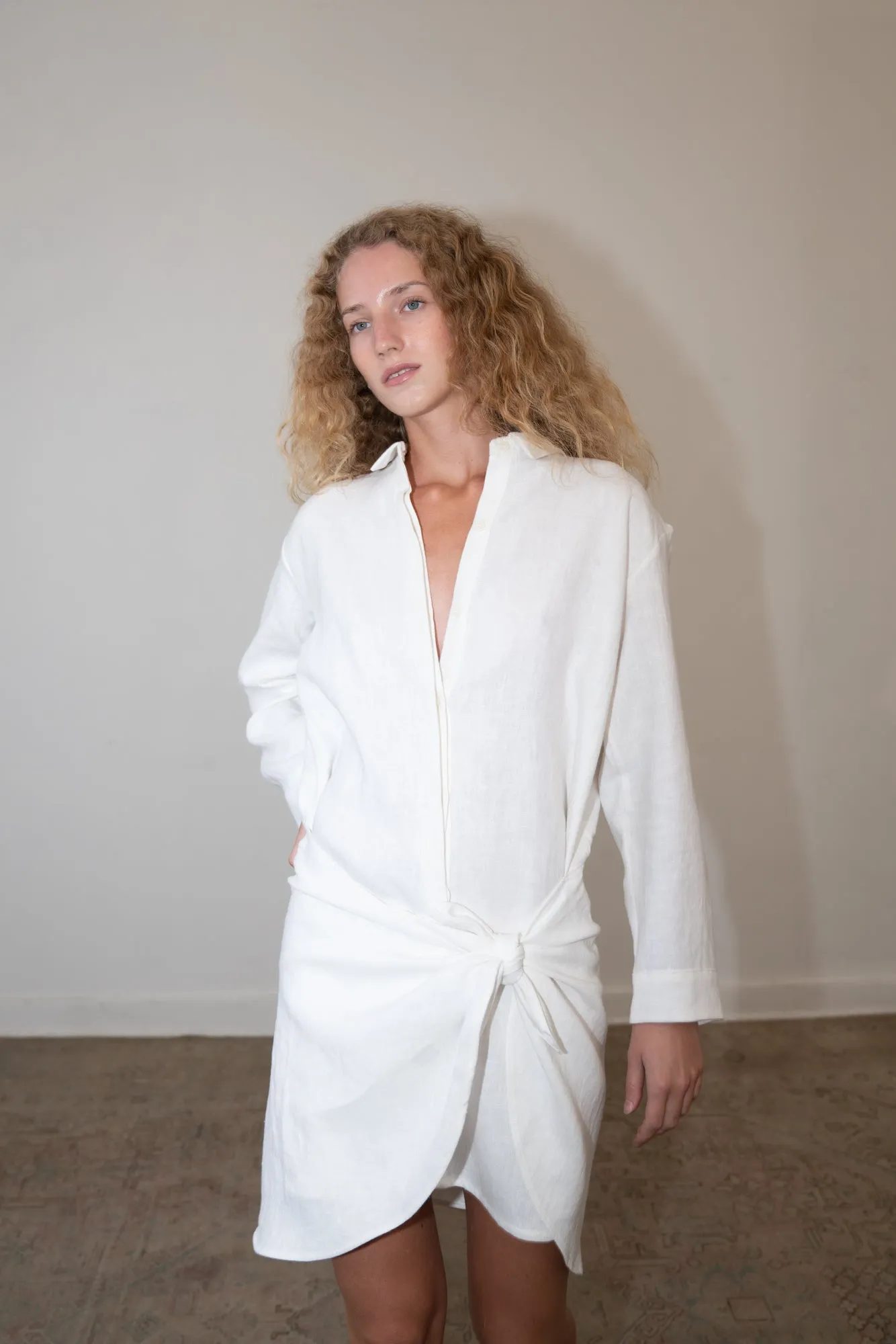 VANE Dress - Longsleeve sold by Zii Ropa