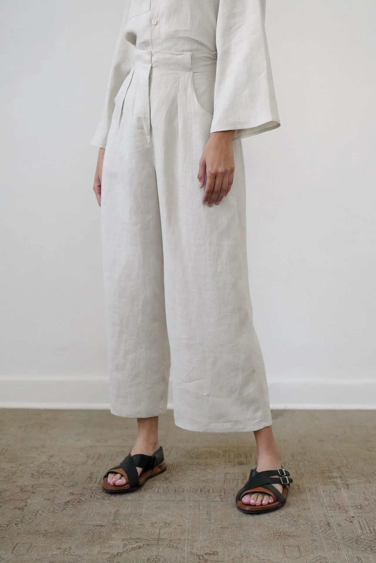 REA Pant sold by Zii Ropa product image thumbnail 2