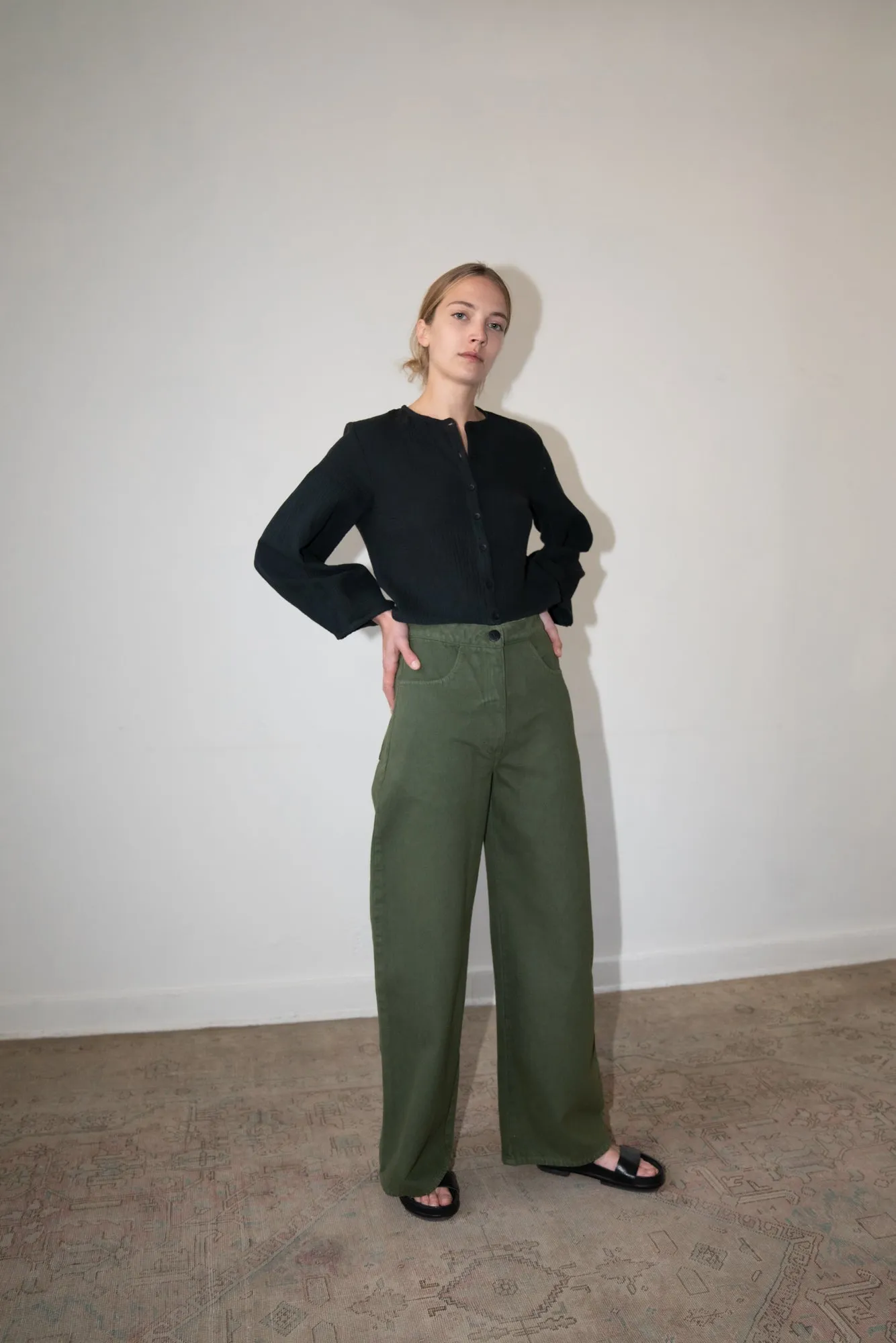 RENEE Pant sold by Zii Ropa