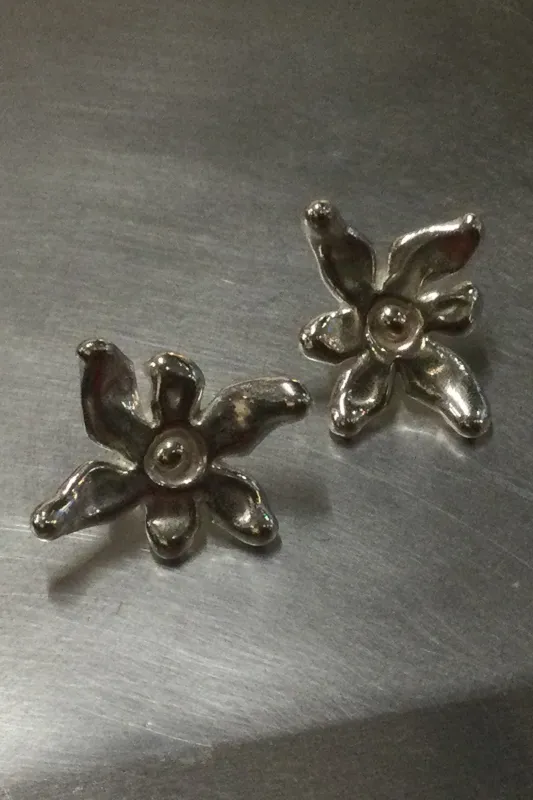 Jessi Burch - Flower Stud made by NOMIA