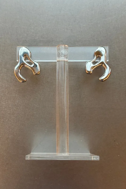 Jessi Burch - Mobile Stud made by NOMIA