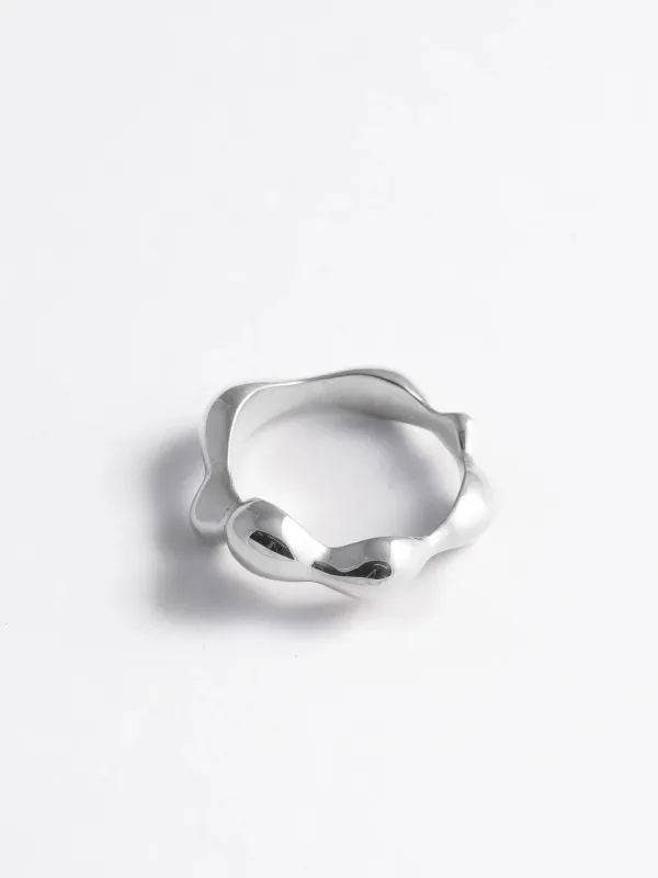 Faris Seep Ring - Silver sold by NOMIA