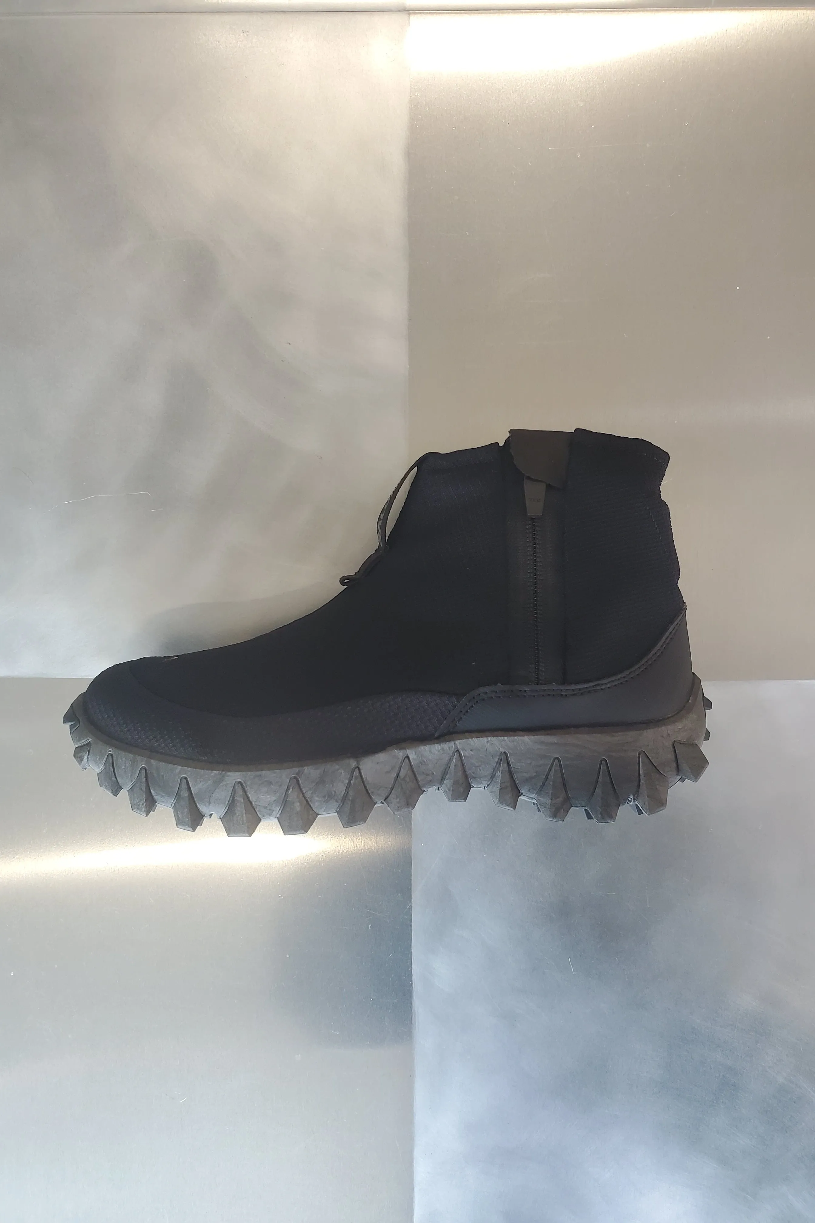 Salomon Snowclog Mid sold by NOMIA