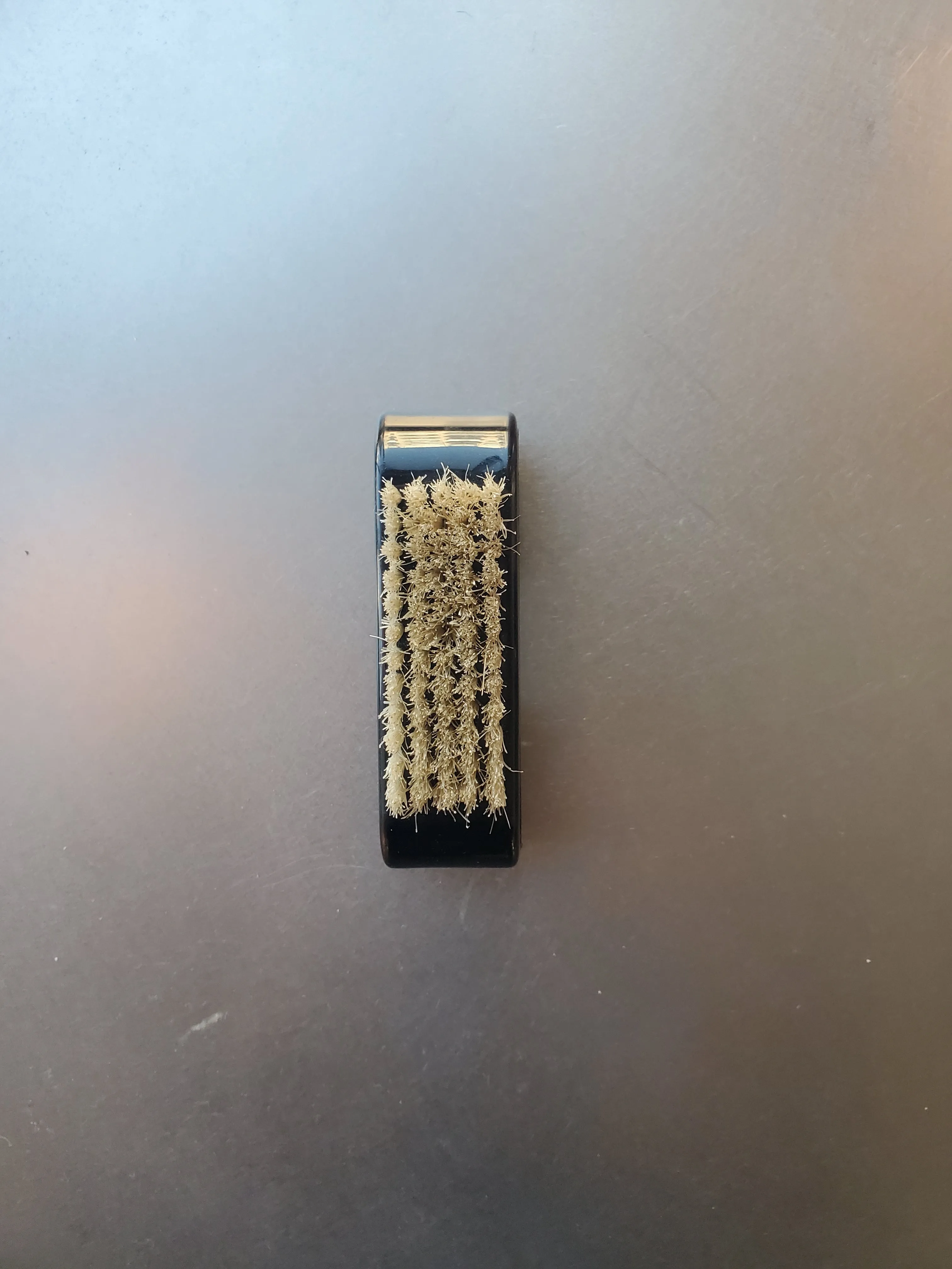 Professionale Natural Bristle Nail Brush sold by NOMIA product image thumbnail 2