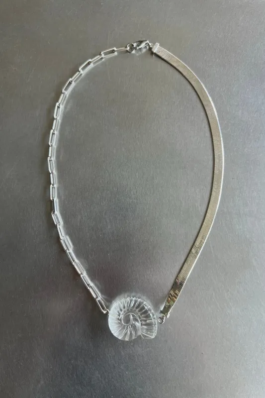 Crystal Shell Necklace made by NOMIA