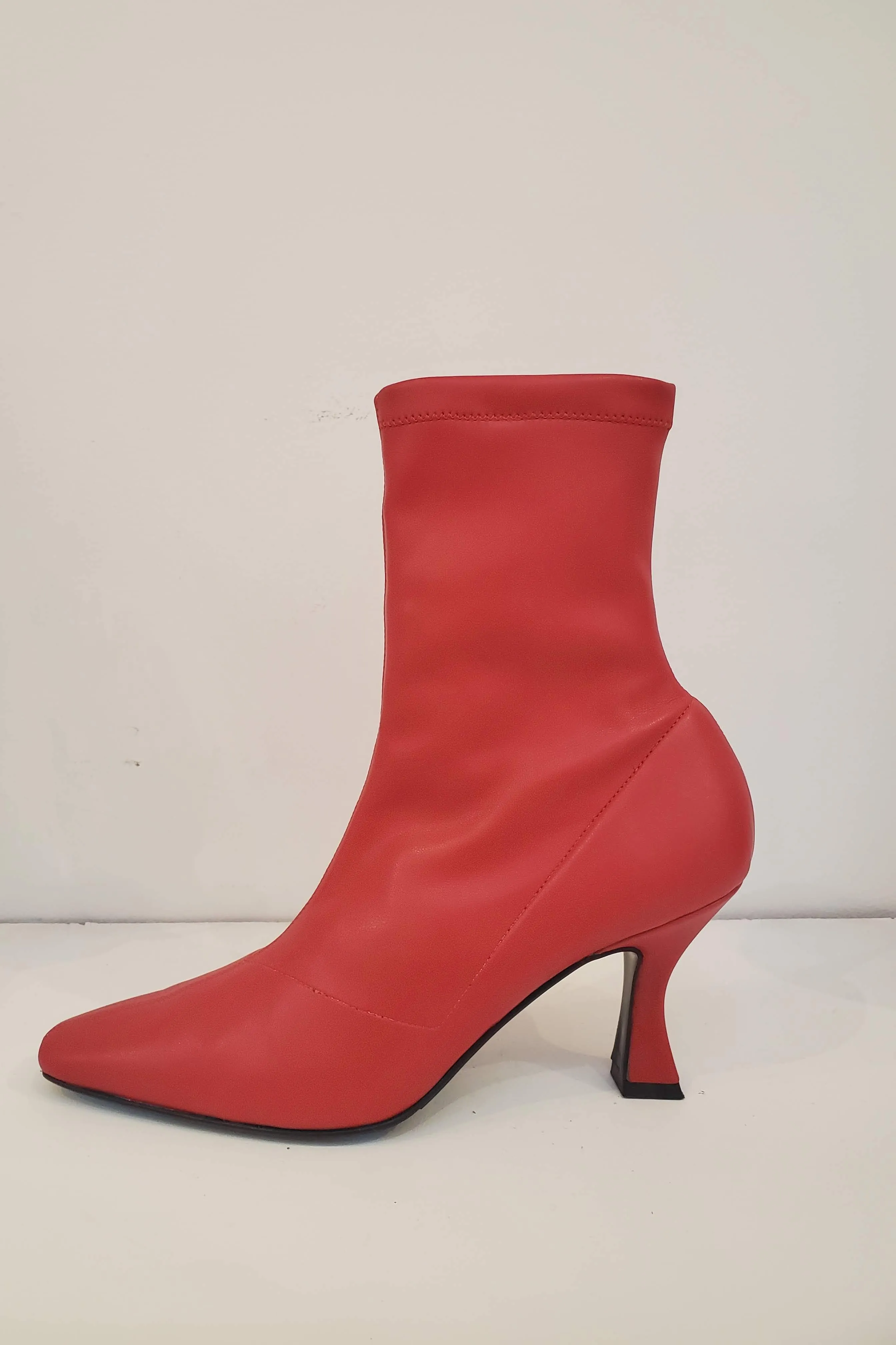 Athena Boot - Chili sold by NOMIA