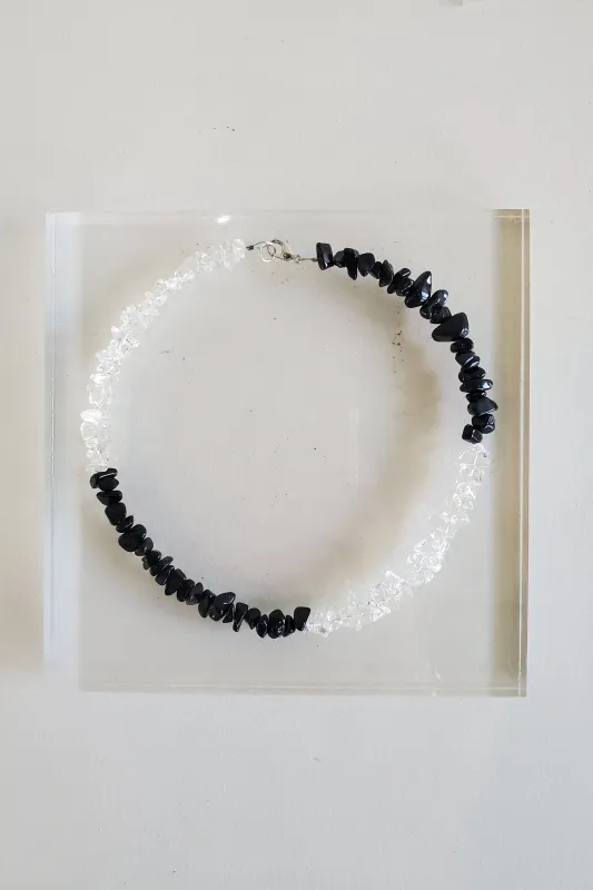 Two Tone Tumbled Stone Choker - Onyx / Crystal made by NOMIA