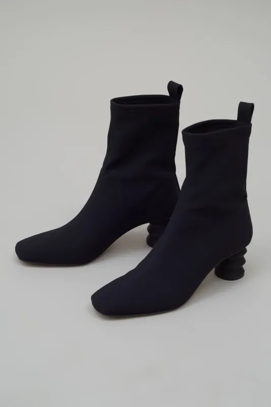 Binx Boot in Matte Lycra - Black made by NOMIA